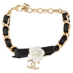 Bracciali con charm in oro