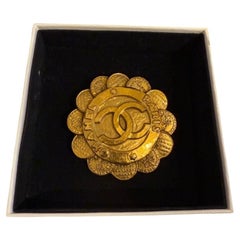 CHANEL Vintage Gold CC Paris Flower Brooch