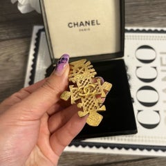 CHANEL Vintage Gold Cross Brooch