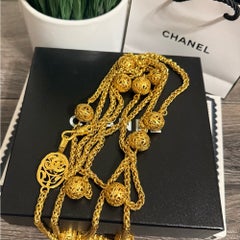 CHANEL Vintage Elegant Gold Chain CC Ball Long Station Necklace