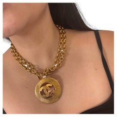 Chanel Vintage Gold Oversized CC Medallion Pendant Necklace
