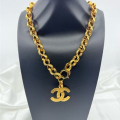 CHANEL Vintage Gold CC Chain Link Pendant Necklace