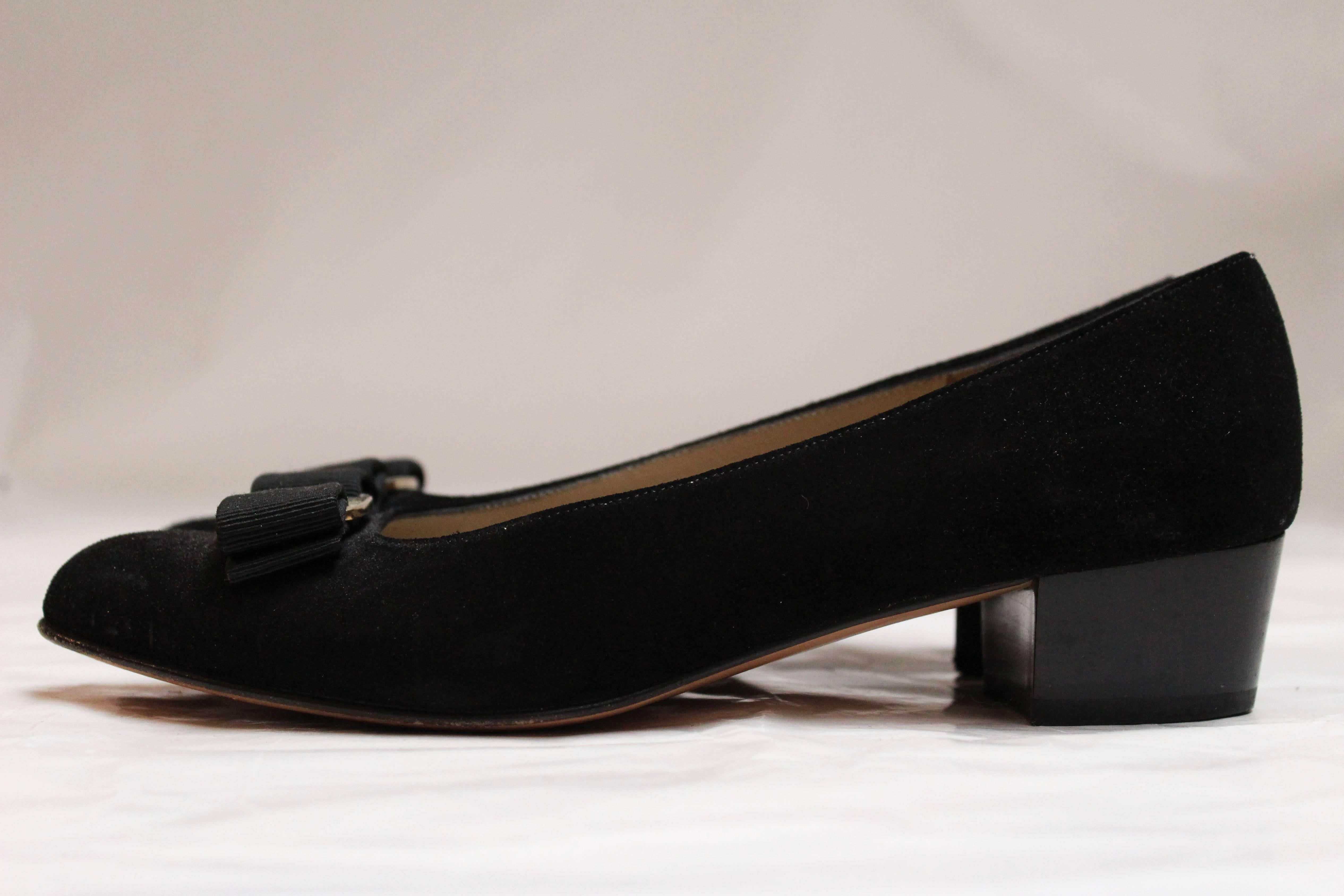 Salvatore Ferragamo Black Suede Pumps. In Excellent Condition In London, GB