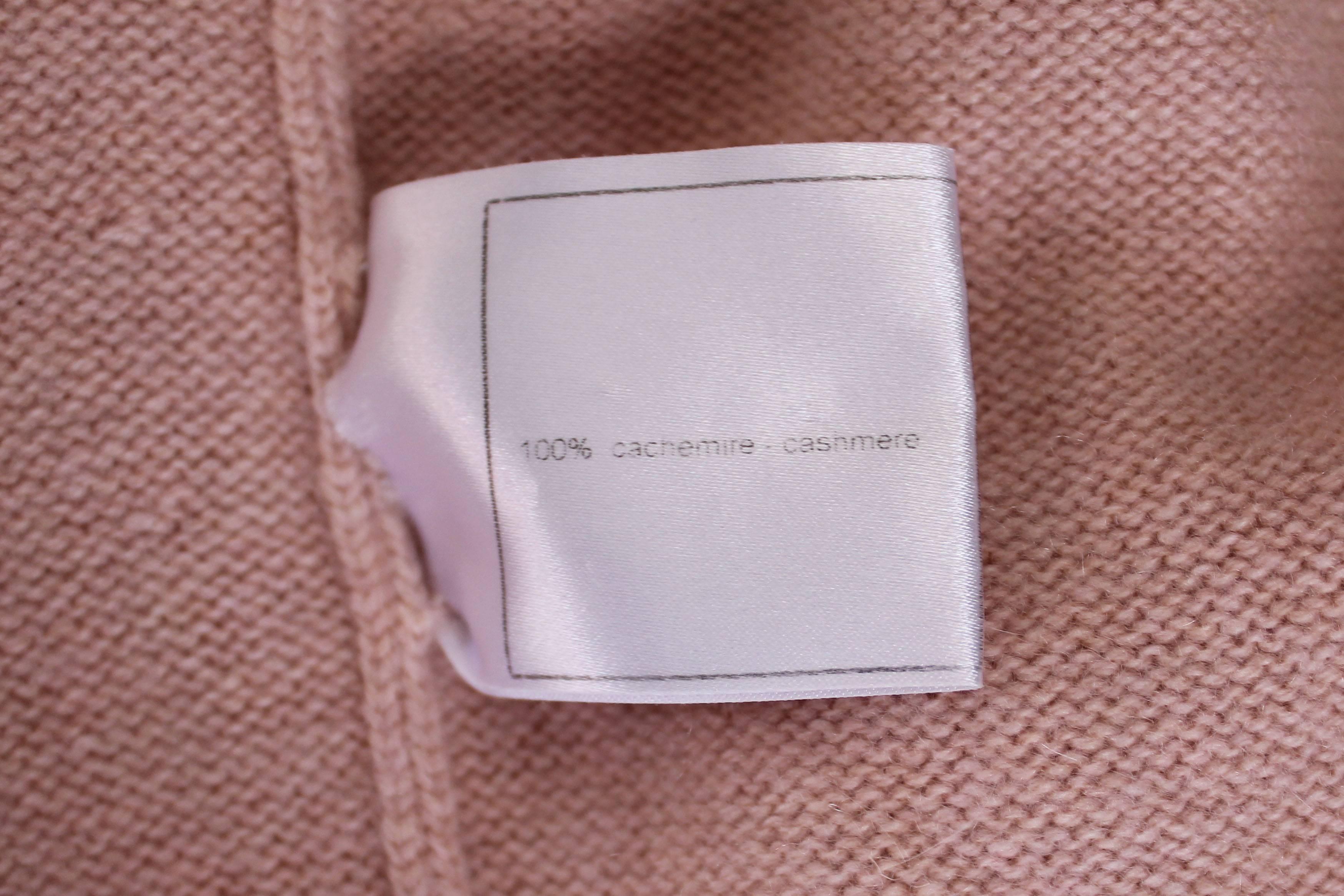 1990s Chanel Dusty Pink Cashmere 2 Piece 5