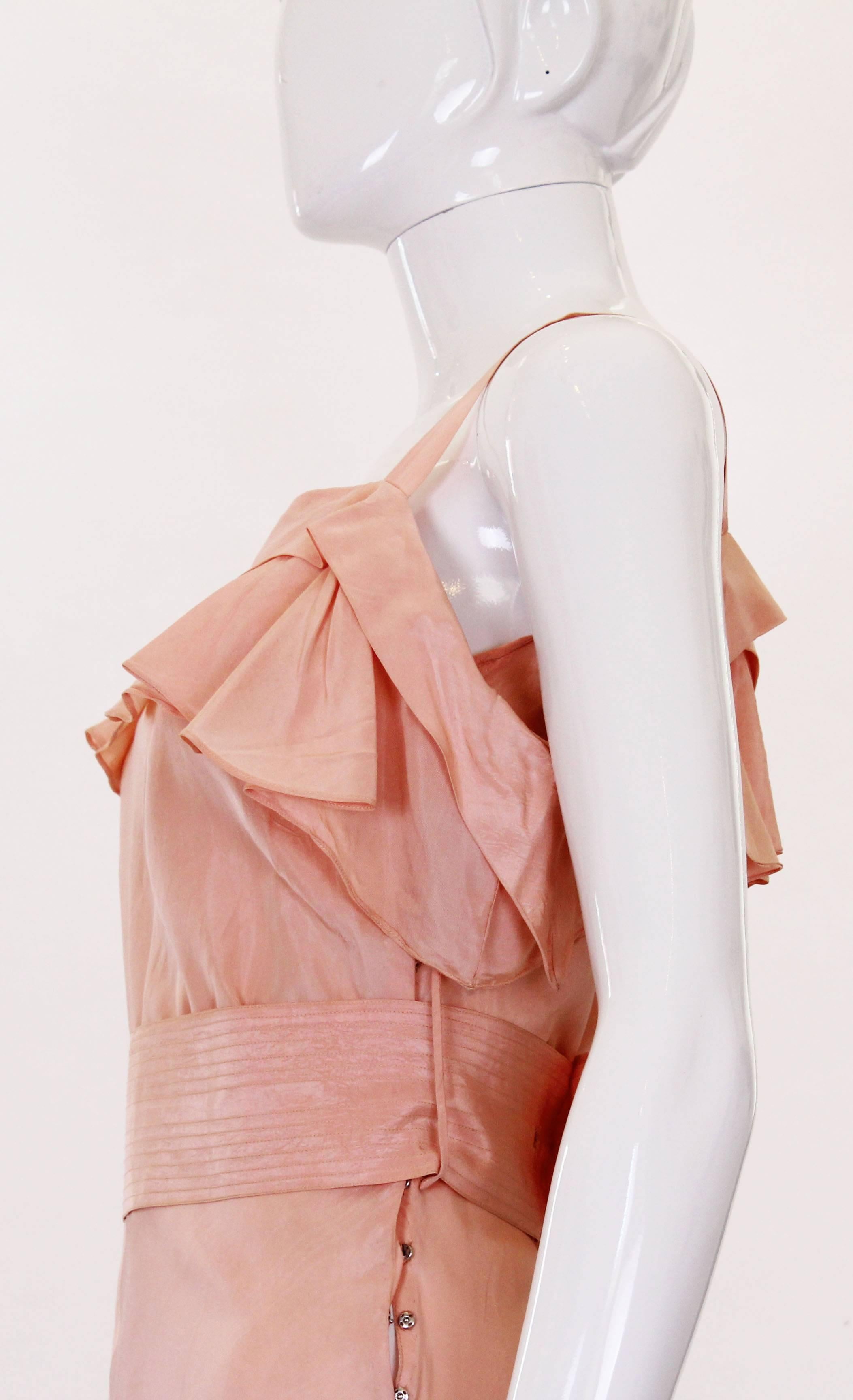 1940s Peach Ruffle Necked Slip Style Evening Gown In Excellent Condition In London, GB