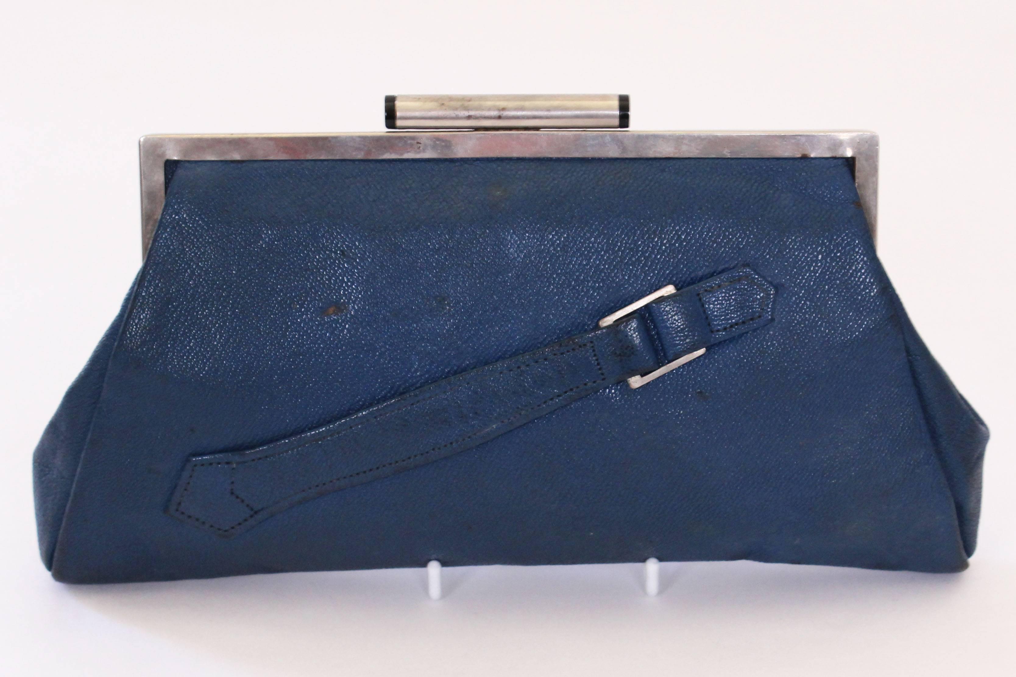 1920s Art Deco Blue Leather Clutch Bag In Excellent Condition In London, GB