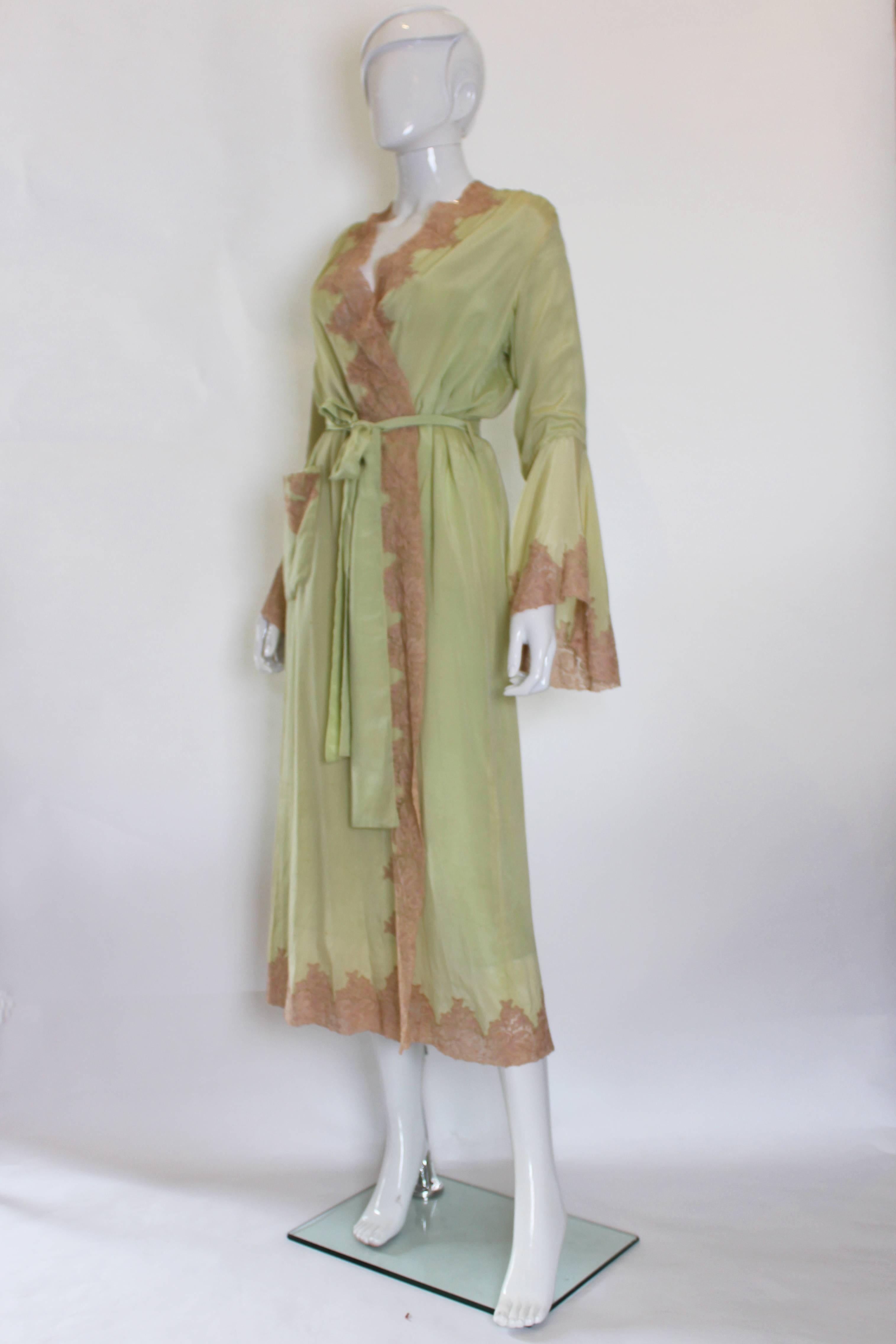 1950s dressing gown