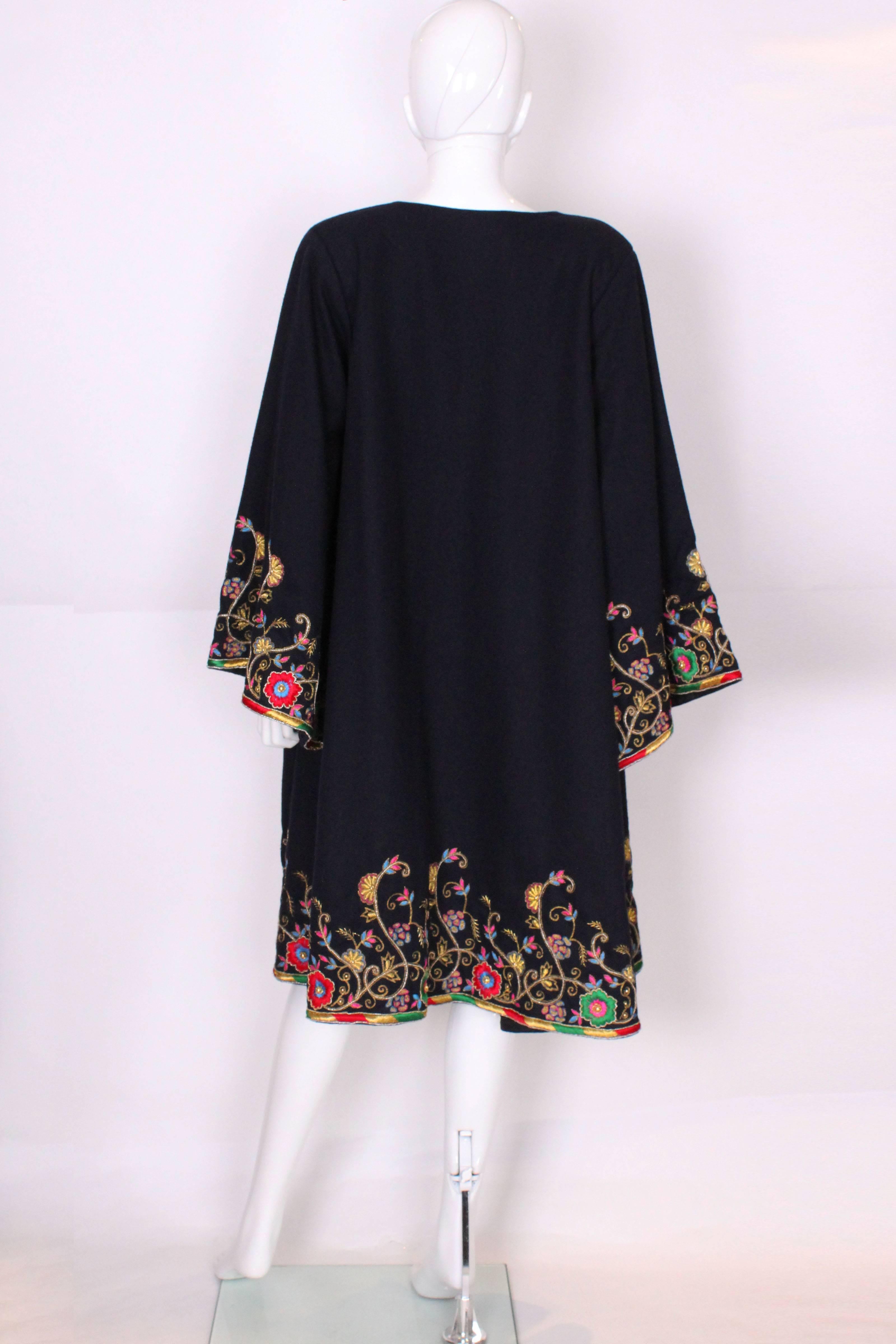 1970s Floral Embroidered Navy Wool Swing Coat In Excellent Condition In London, GB