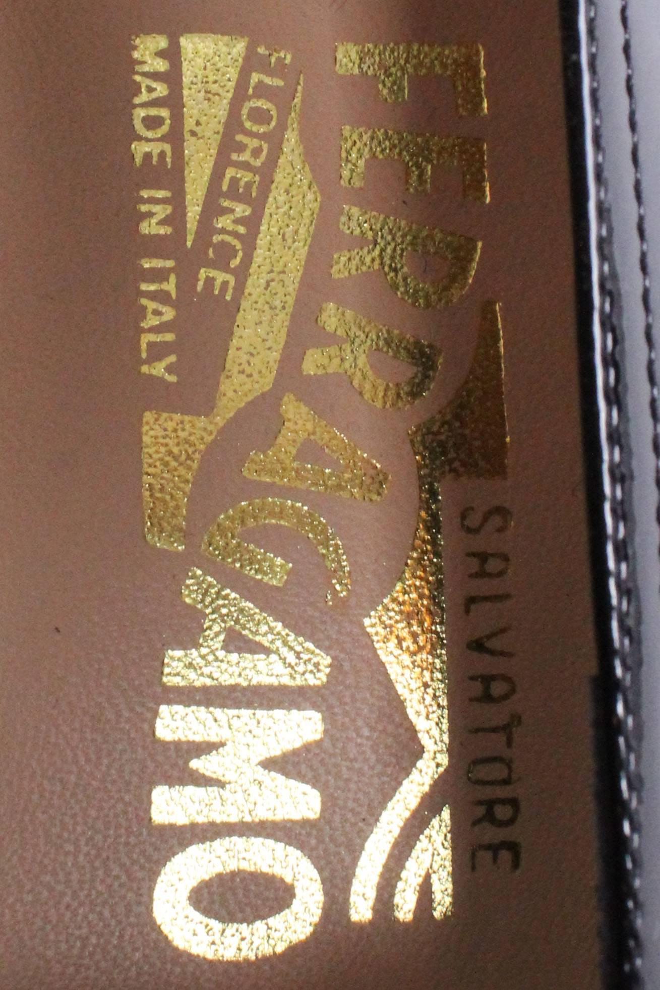Ferragamo Audrey Schuhe aus schwarzem Lackleder 2