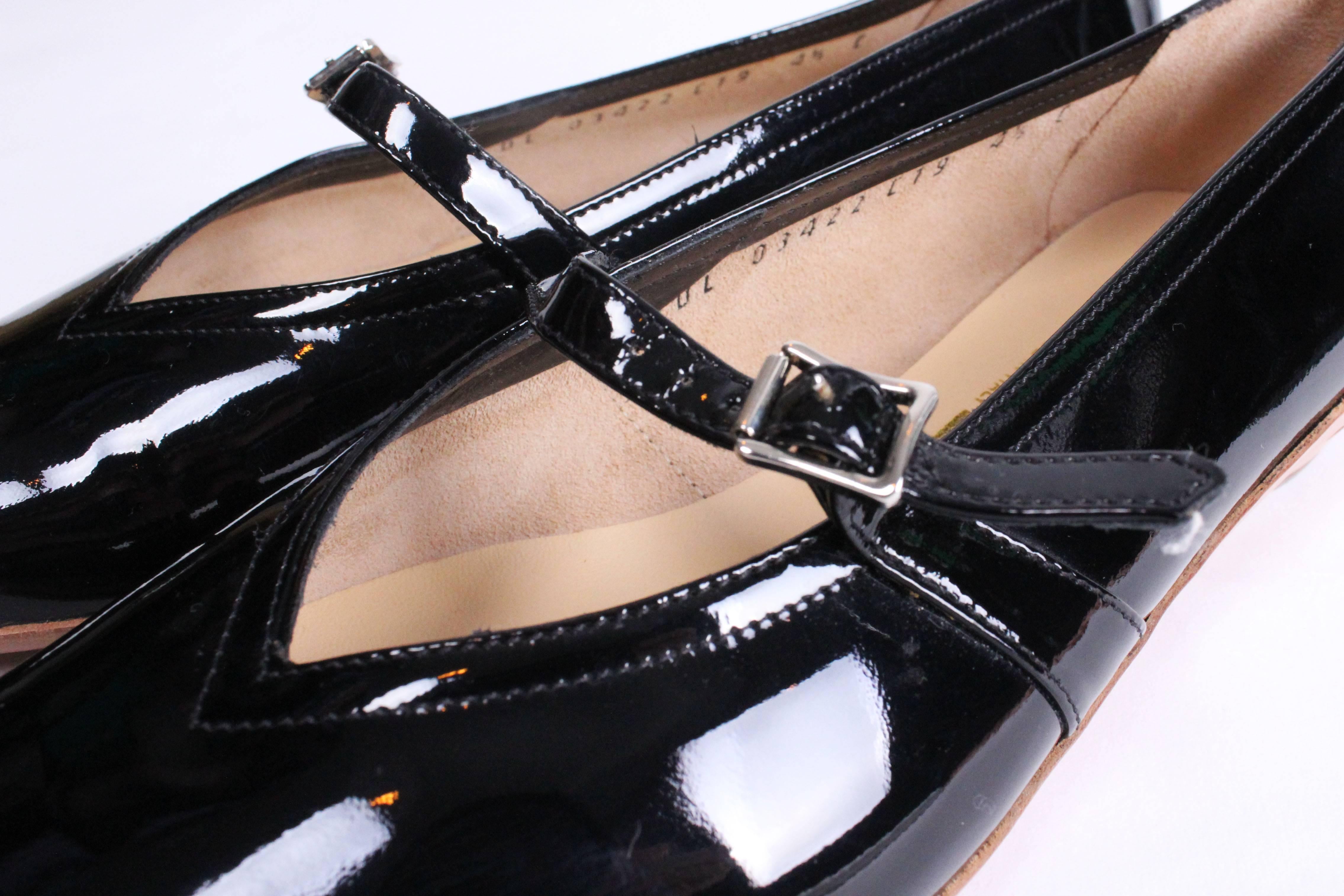 Ferragamo Audrey Shoes in Black Patent Leather In New Condition In London, GB