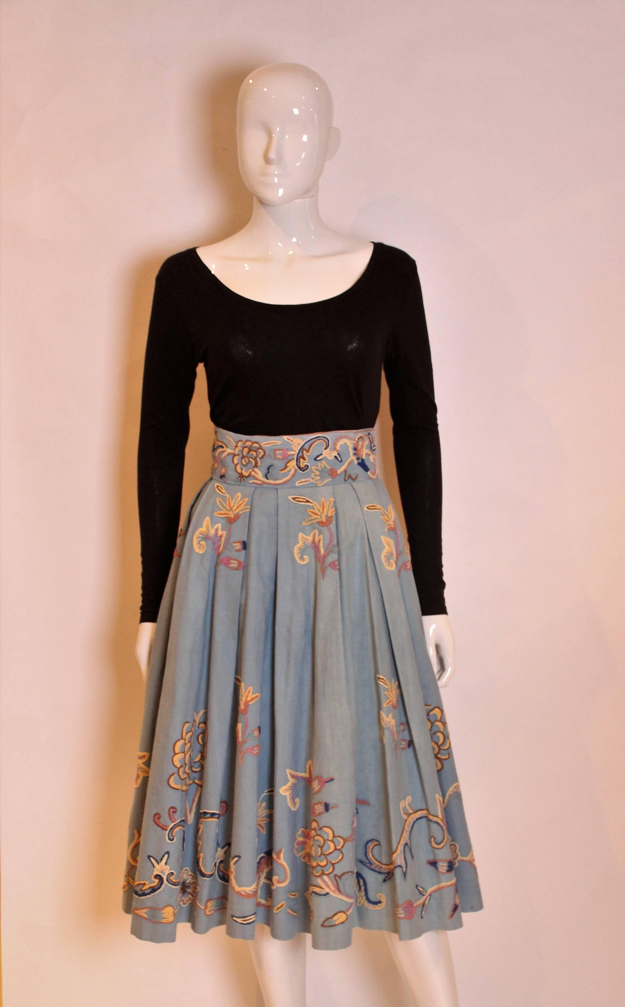 1950s Embroidered Skirt In Excellent Condition In London, GB