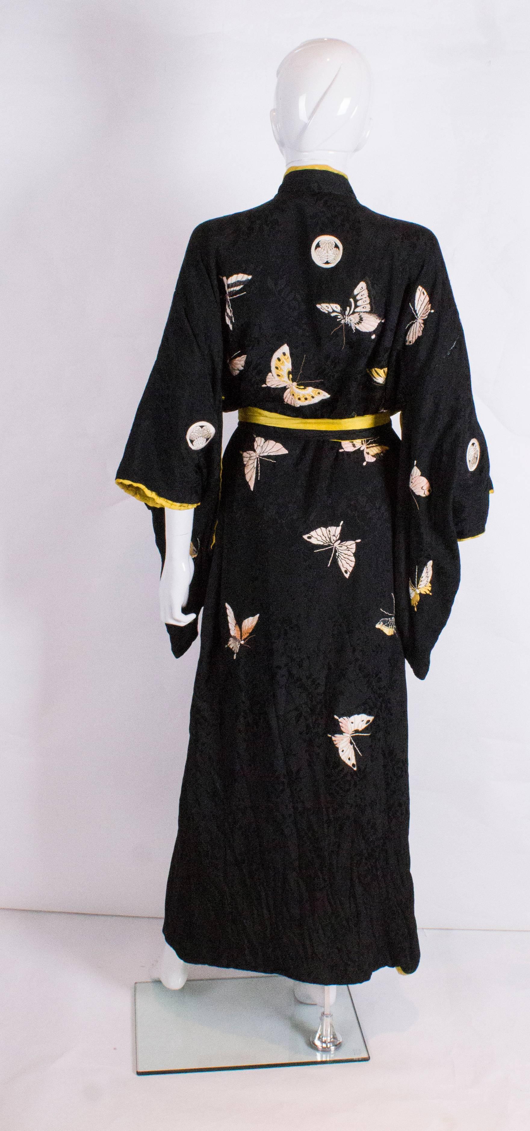 1930s Silk Kimono with Butterfly Decoration In Good Condition In London, GB