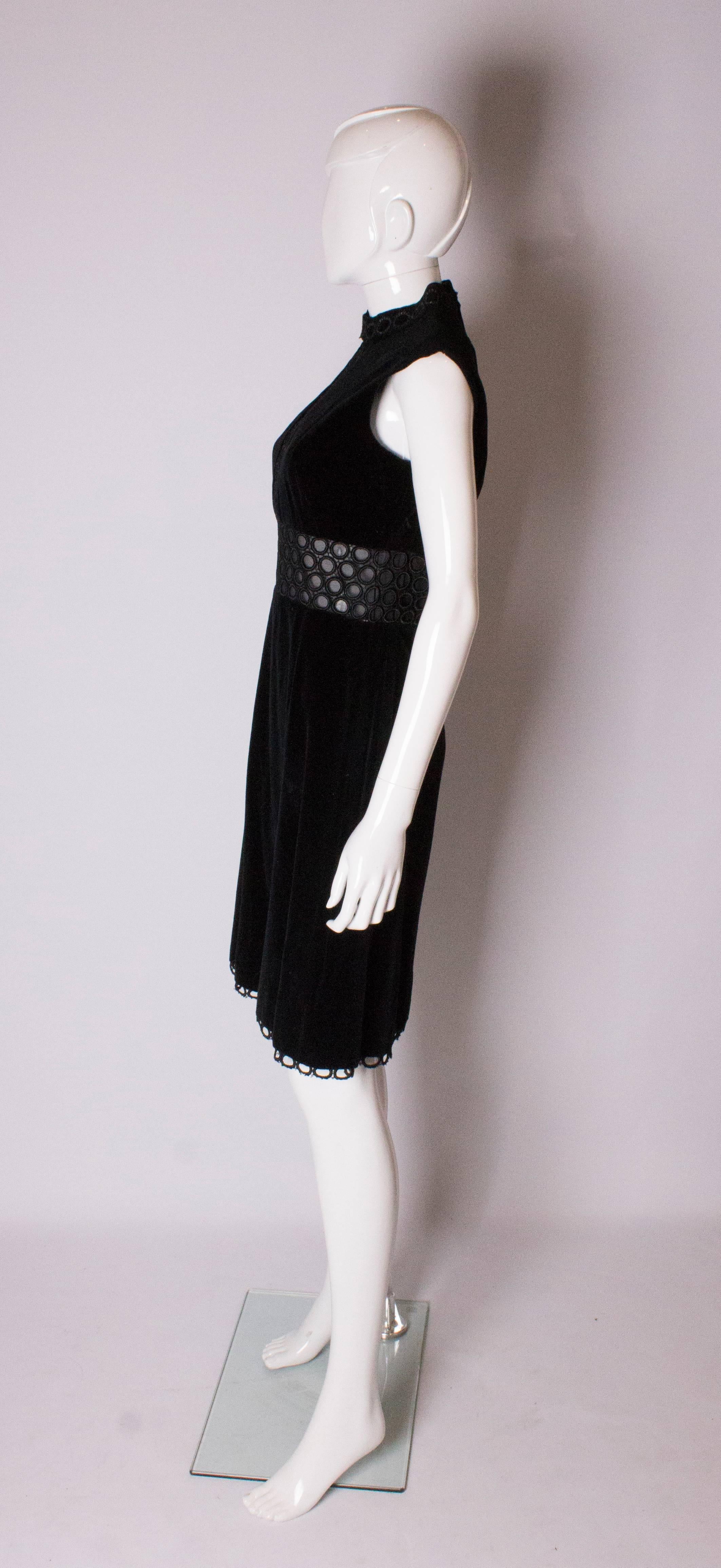 Susan Small Black Velvet Cocktail Dress In Good Condition In London, GB