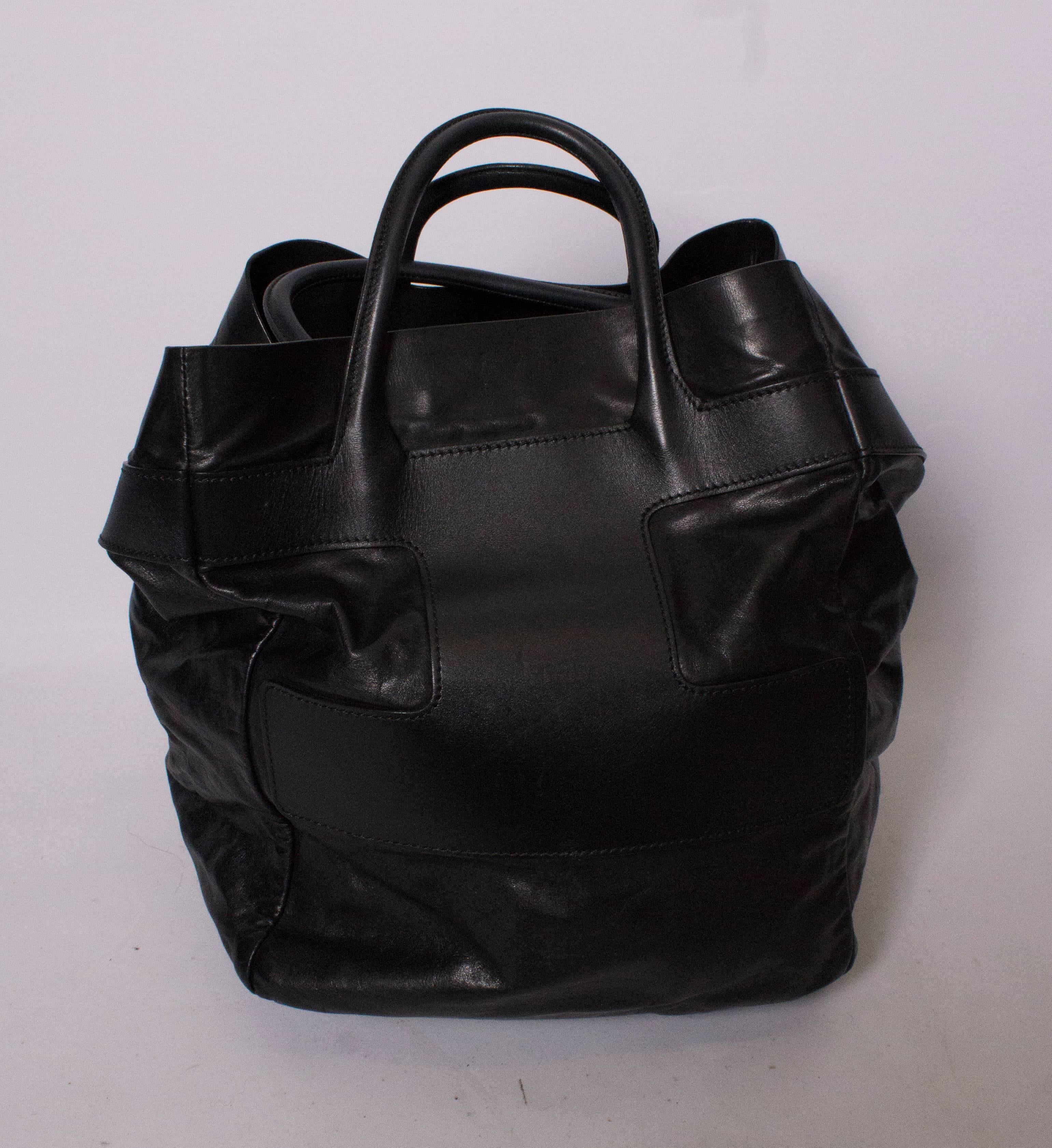 Bally Black Leather Bucket Bag In Good Condition In London, GB