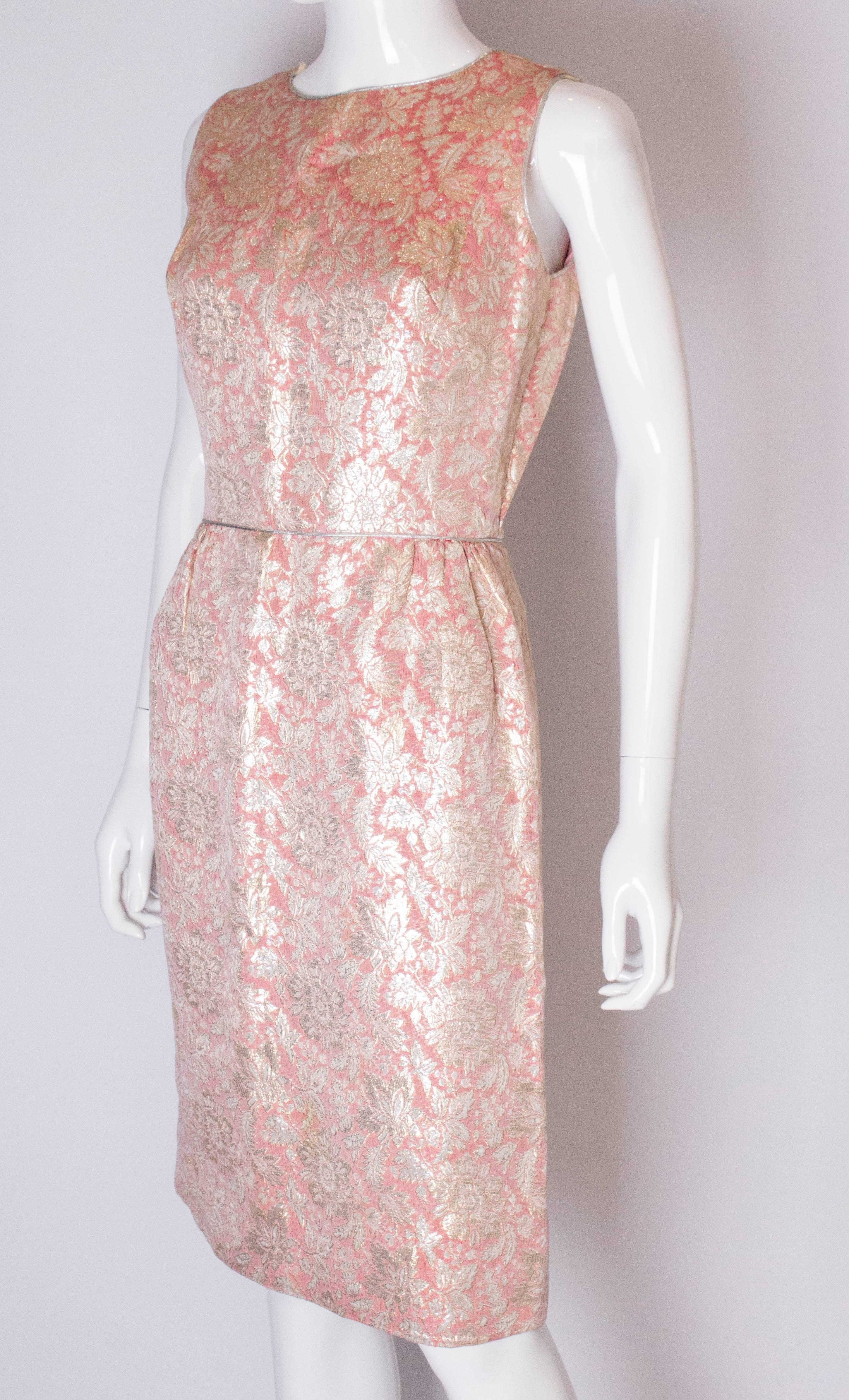 A Vintage 1950s pale metallic brocade Cocktail Dress In Good Condition In London, GB