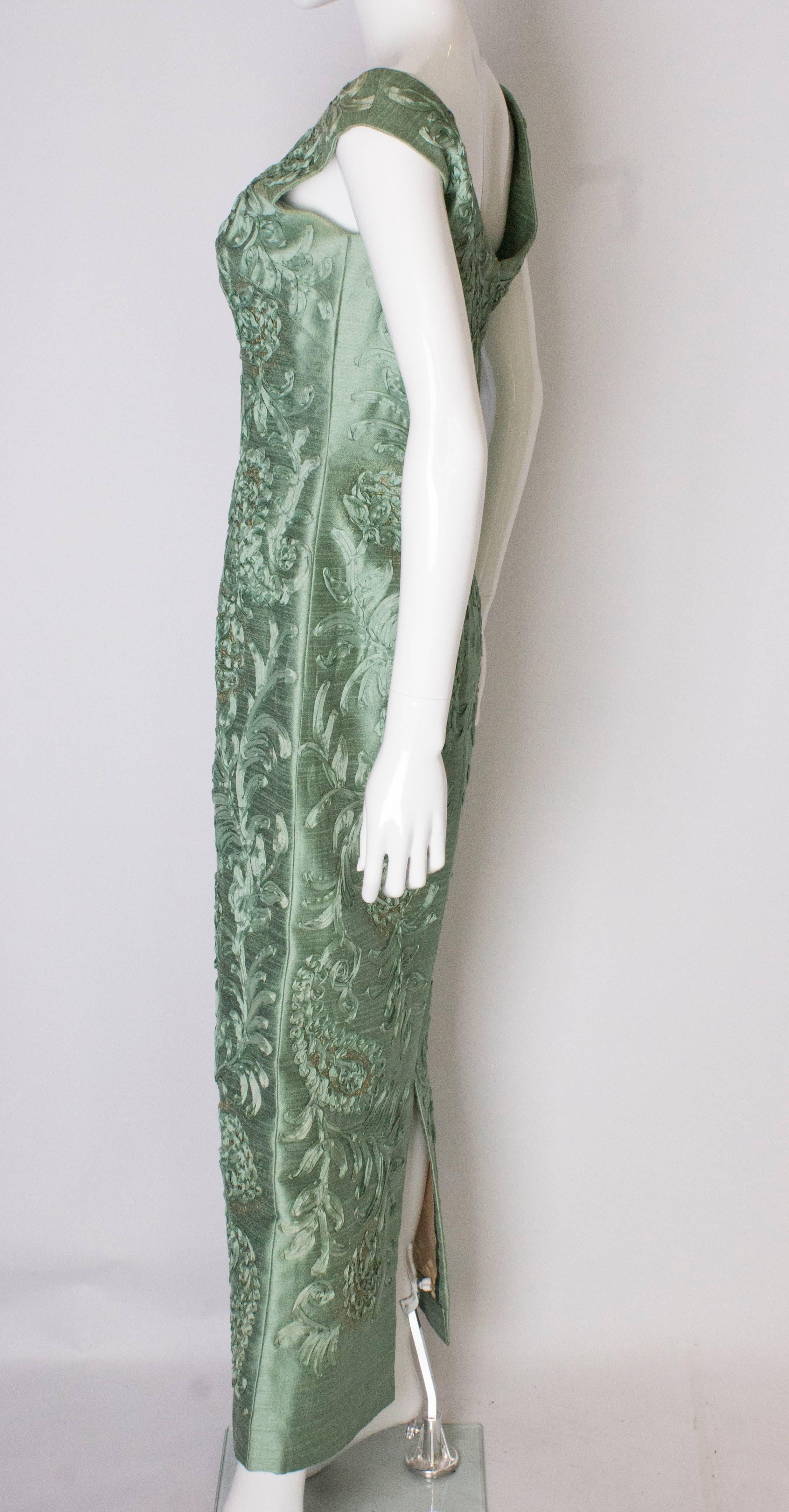A Vintage 1960s Sage Green evening Gown with Ribbon Detail In Good Condition In London, GB