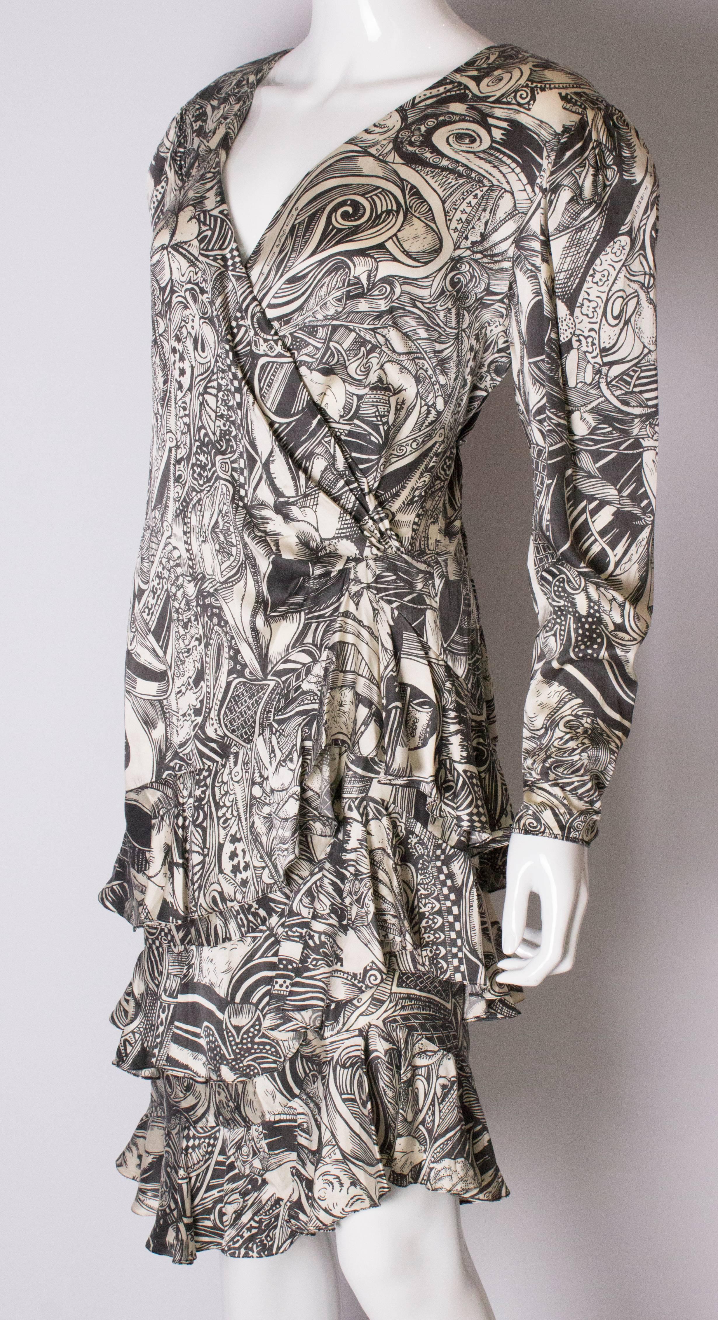 A Vintage 1980s abstract silk printed day dress by Helen Anderon In Good Condition In London, GB