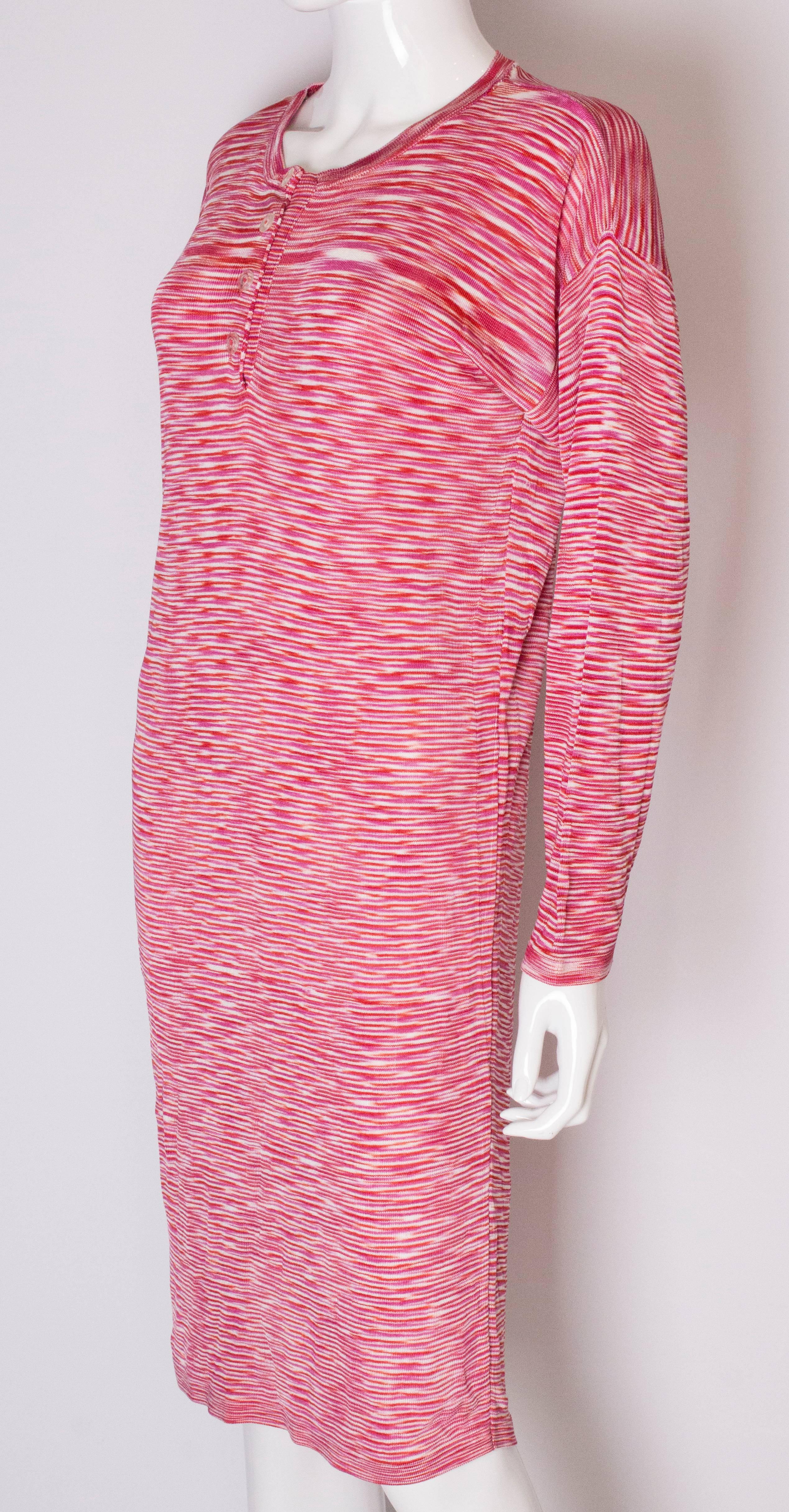 A Vintage 1990s red knitted day dress by Missoni In Good Condition In London, GB