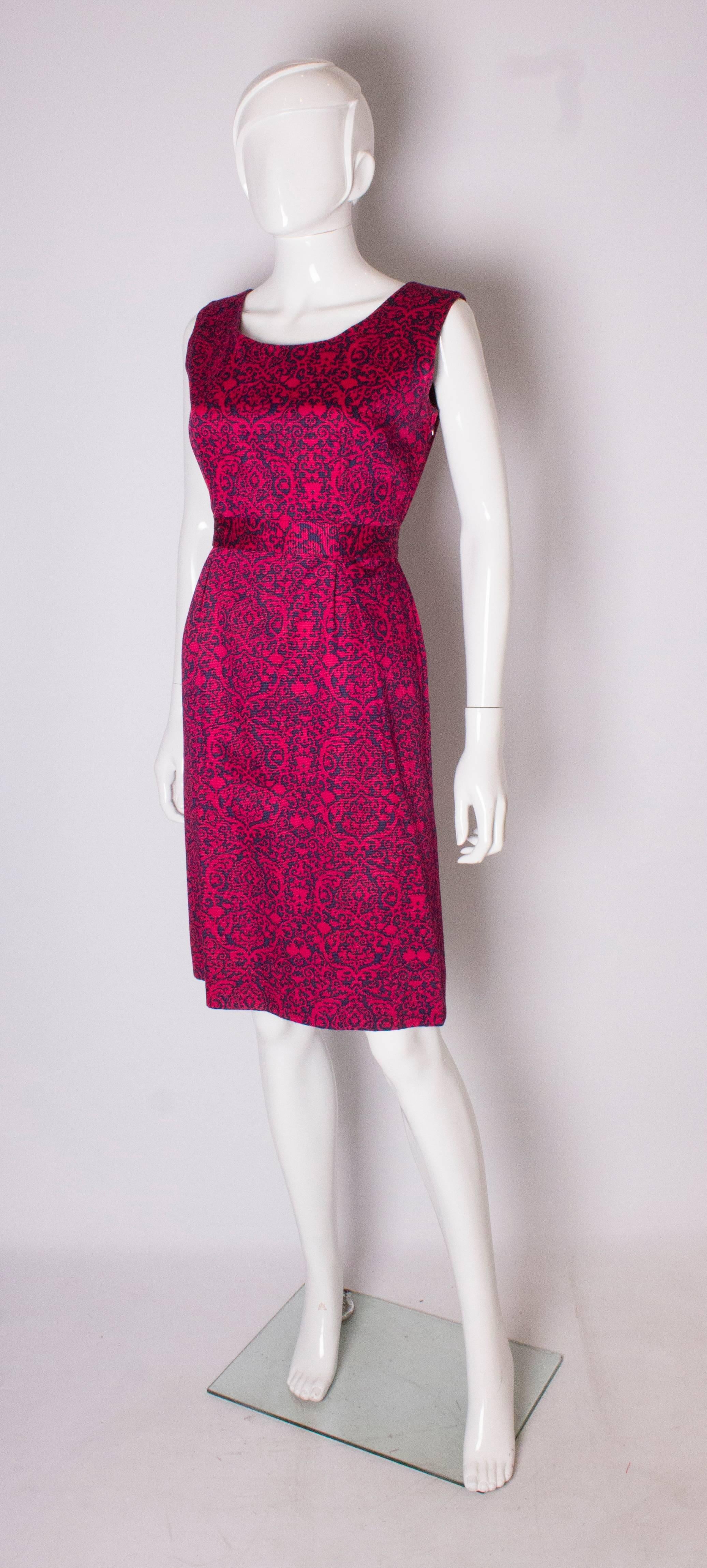 Un vestido vintage de los años 60 de Cresta Couture Rojo en venta