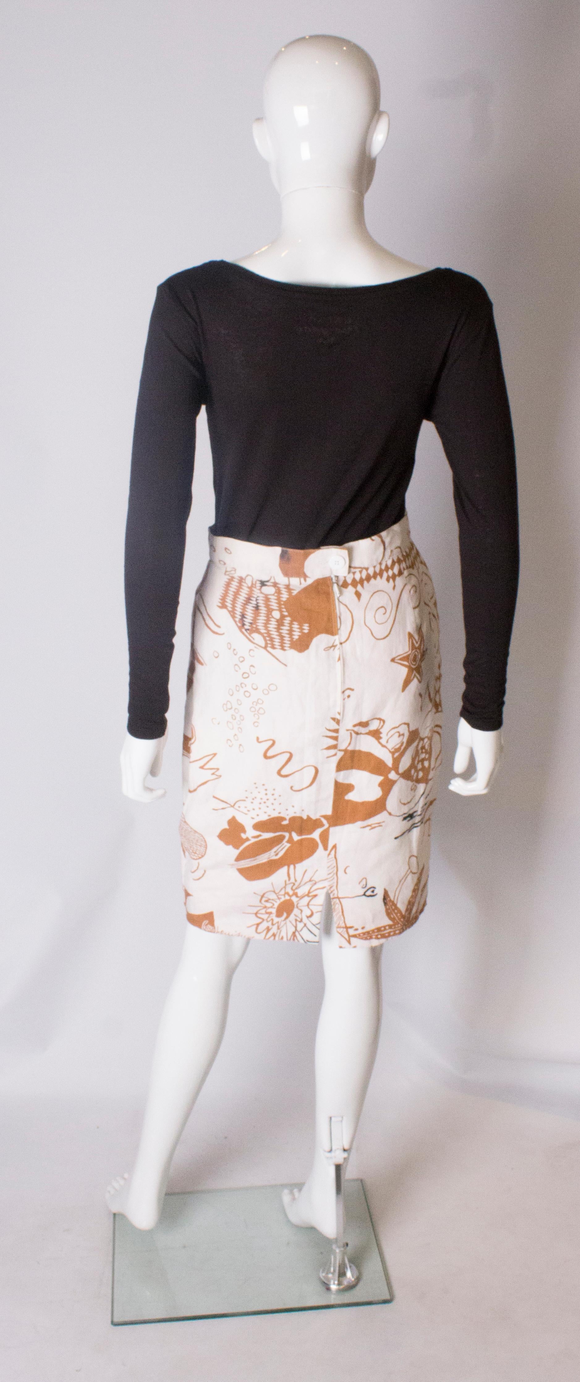 A Vintage 1980s printed linen pencil skirt by Louis Feraud  For Sale 2