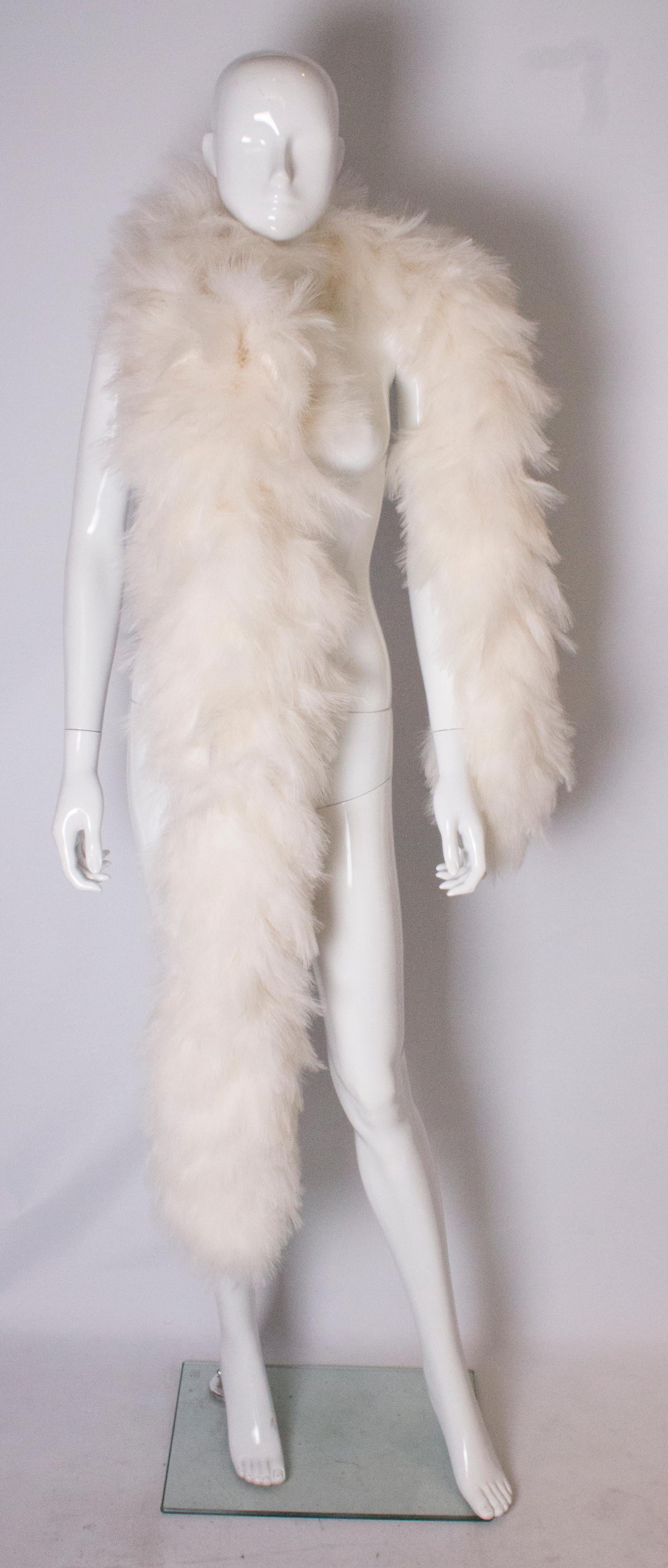 White Ostrich Feather Vintage boa 1