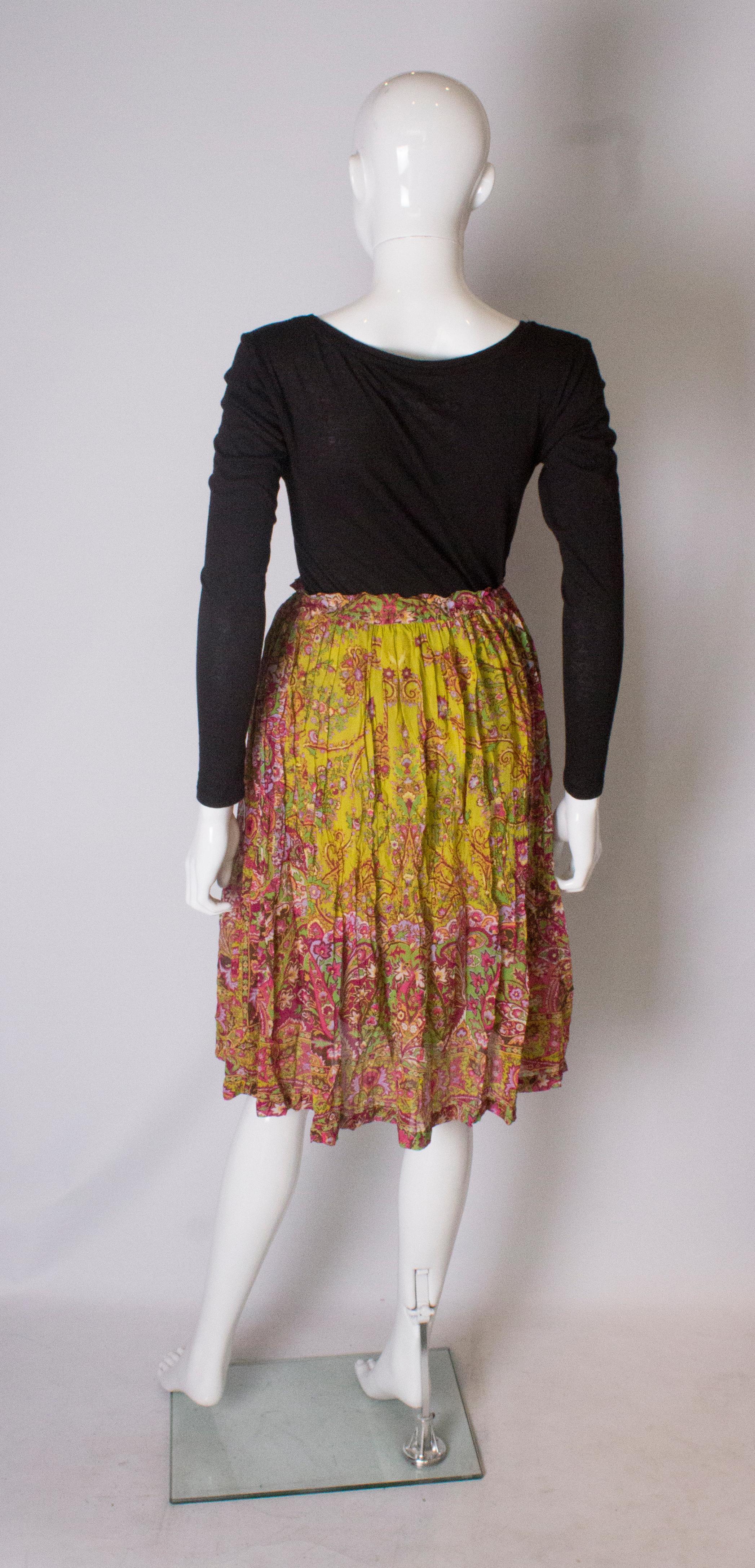 Vintage Etro Vintage Silk Skirt In Good Condition For Sale In London, GB