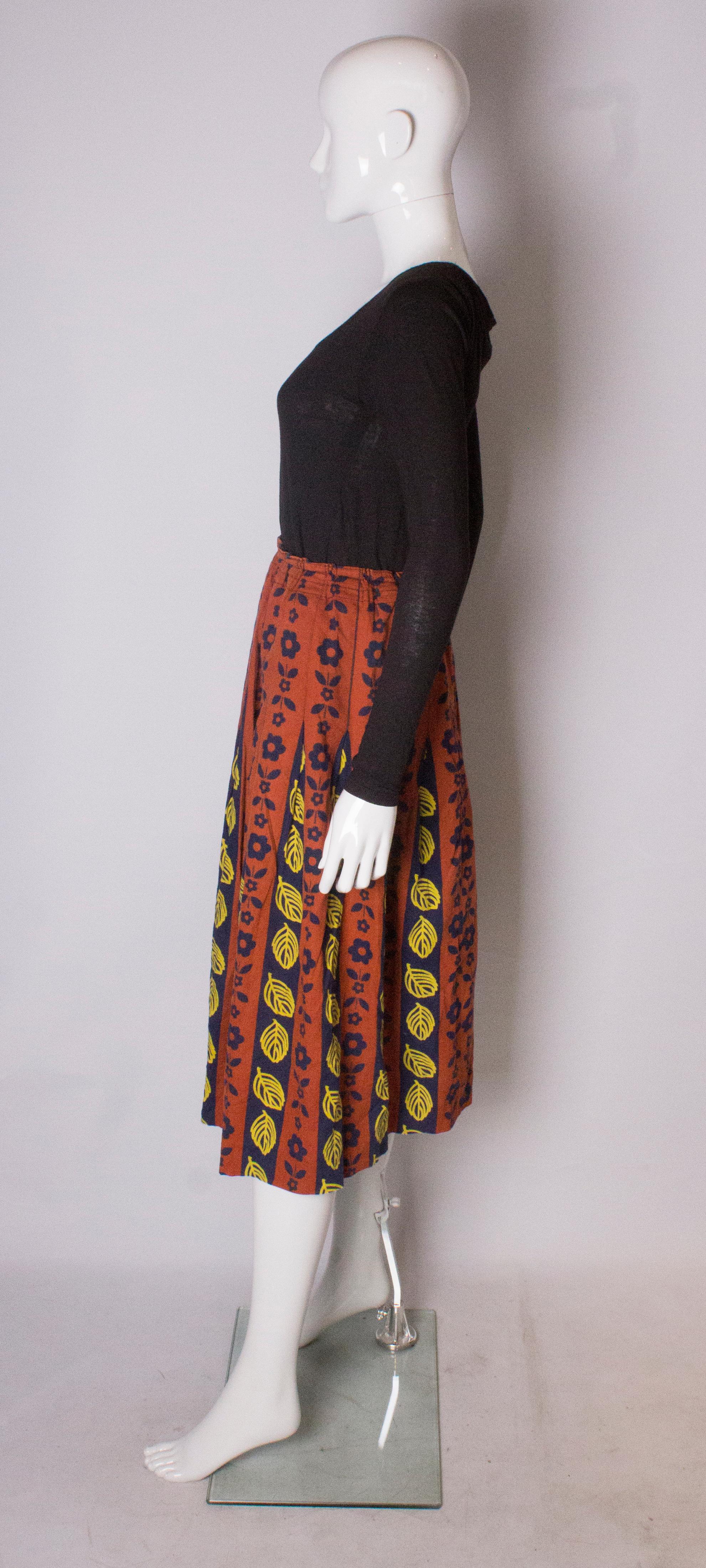Autumn Print Vintage Skirt In Good Condition For Sale In London, GB