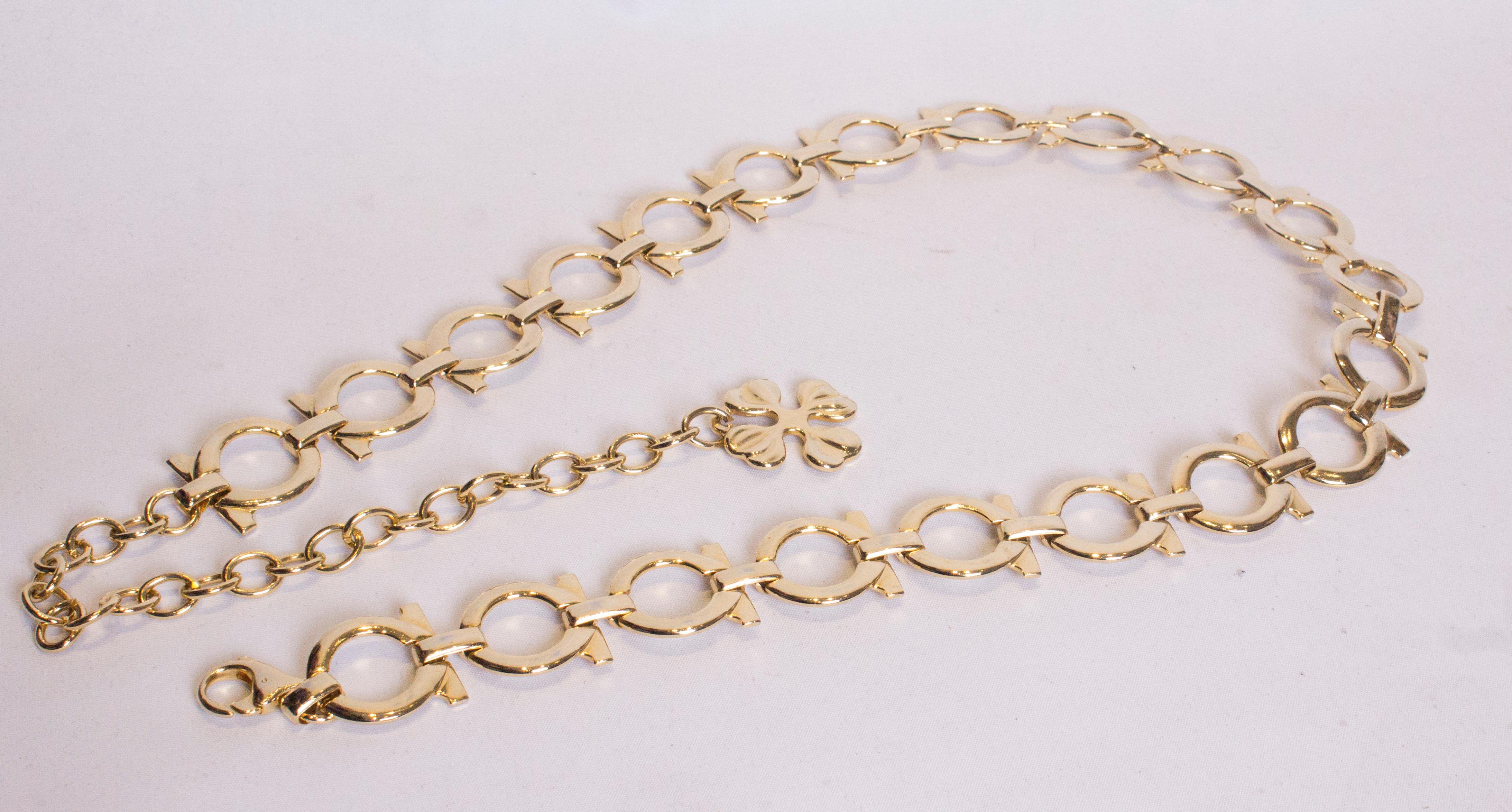 Vintage Heavy Chain Belt with Snap Clasp In Good Condition In London, GB