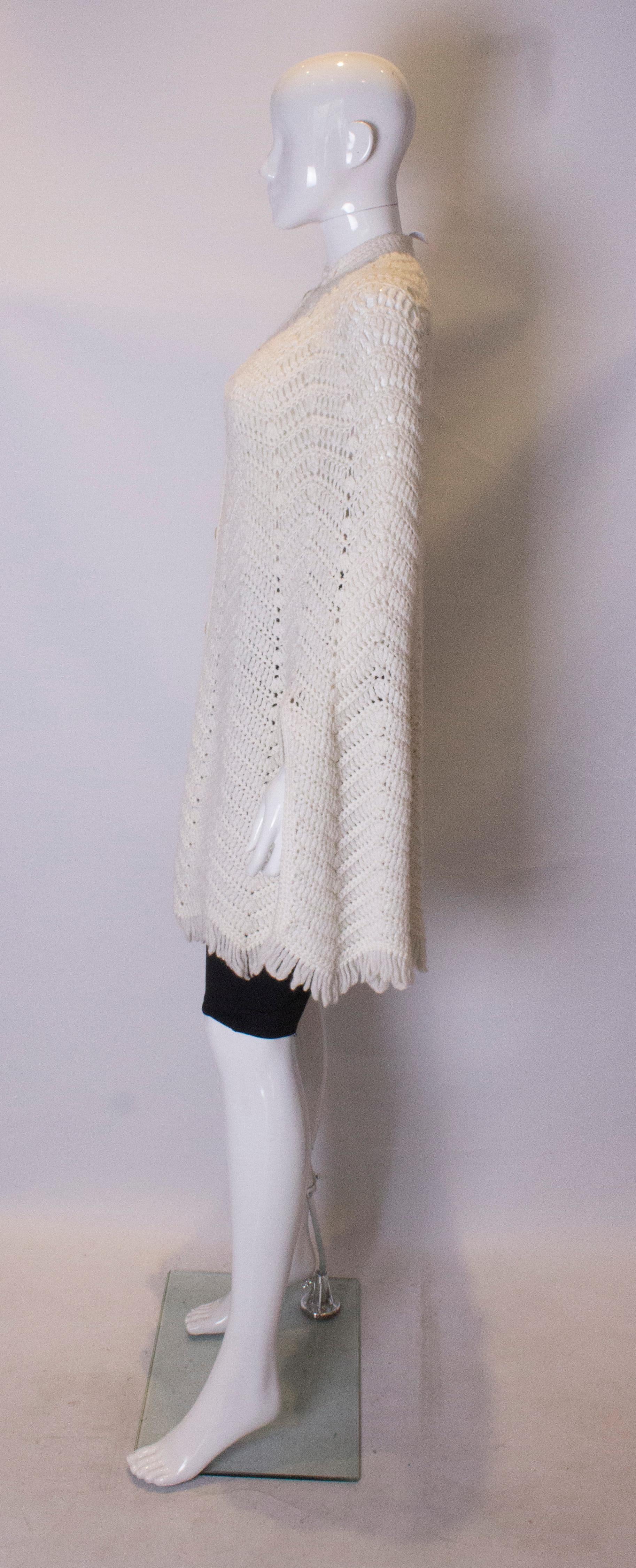Women's Vintage White Knitted Cape For Sale