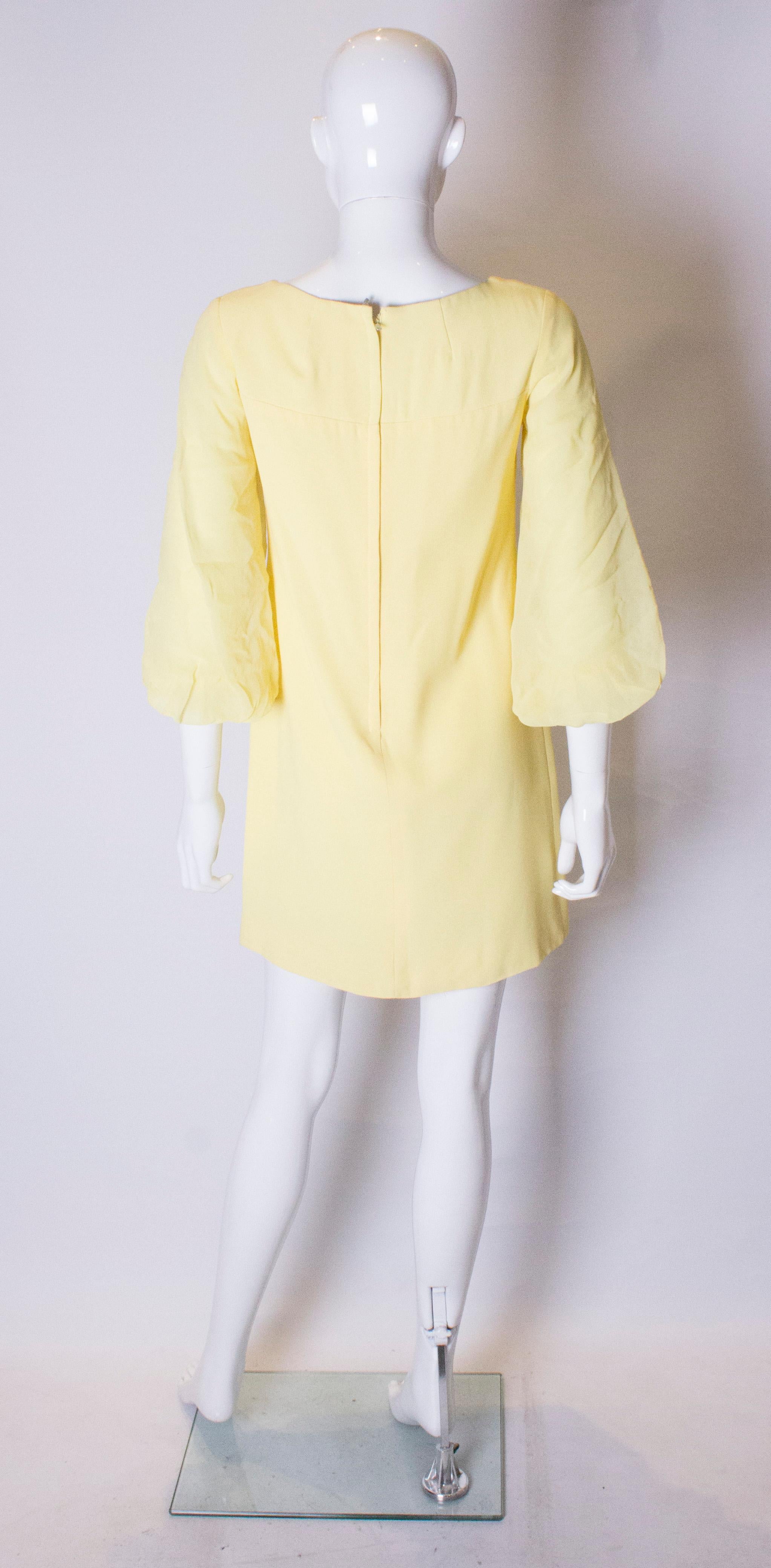 Vintage Yellow Shift Dress For Sale 2