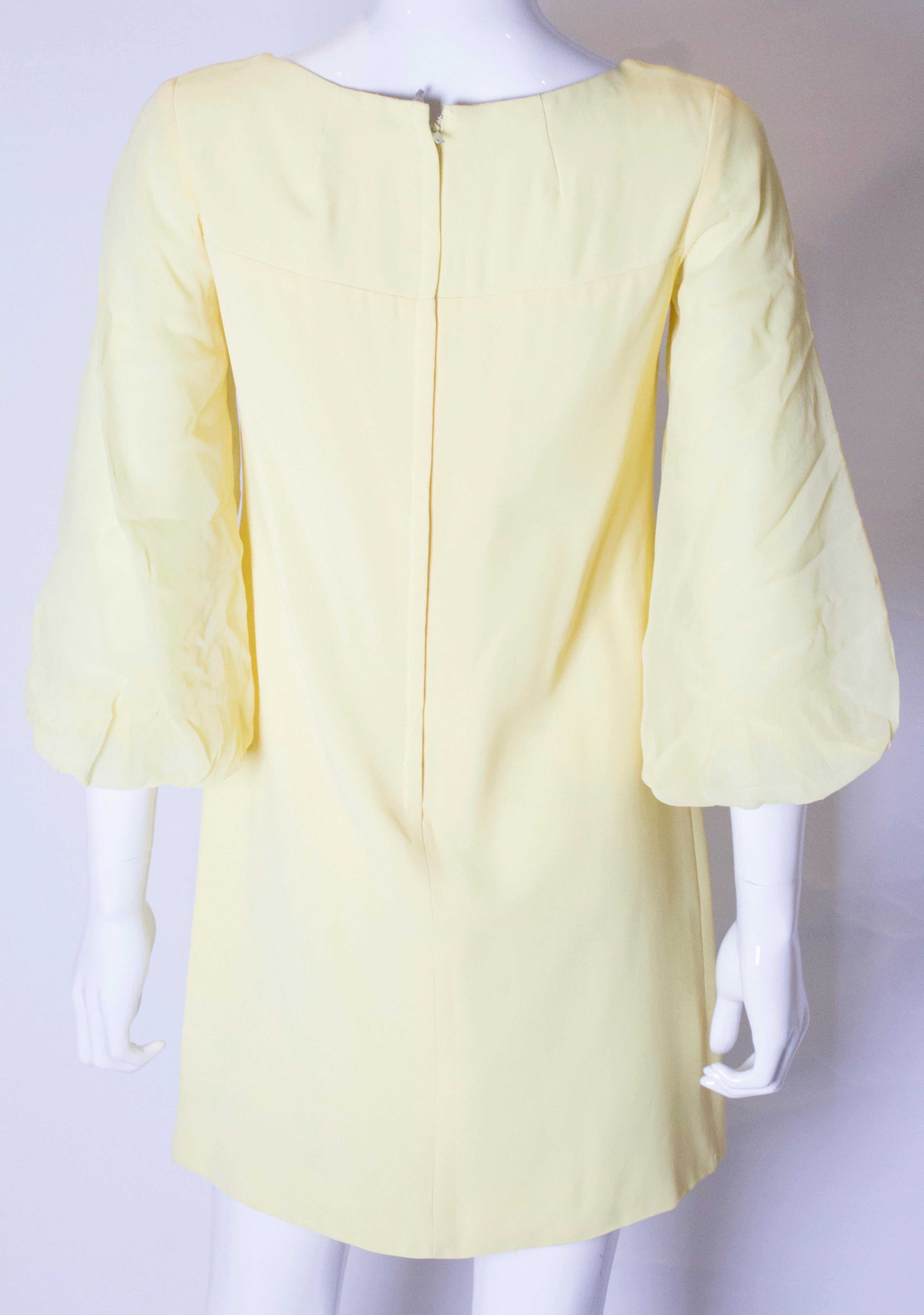 Vintage Yellow Shift Dress For Sale 3