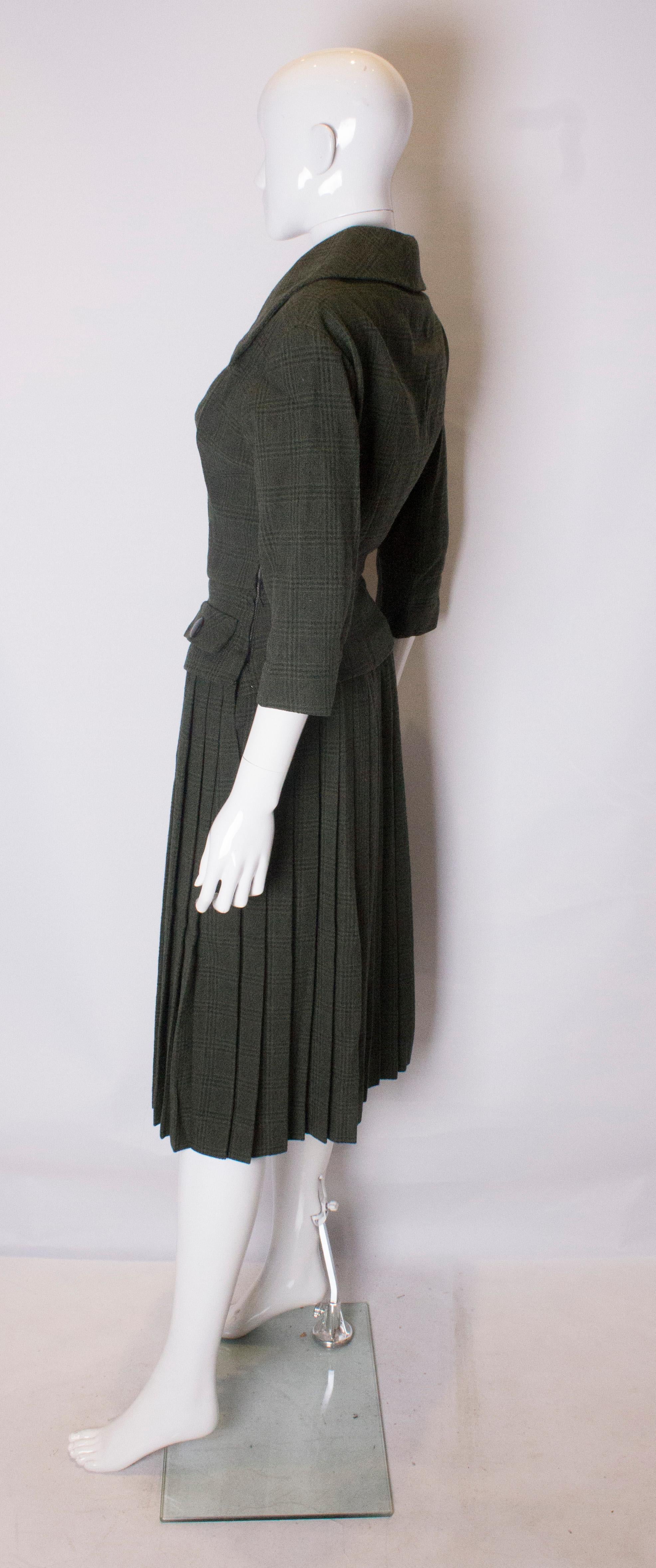 Vintage 1960s Hardy Amies Day Dress at 1stDibs | hardy amies dresses