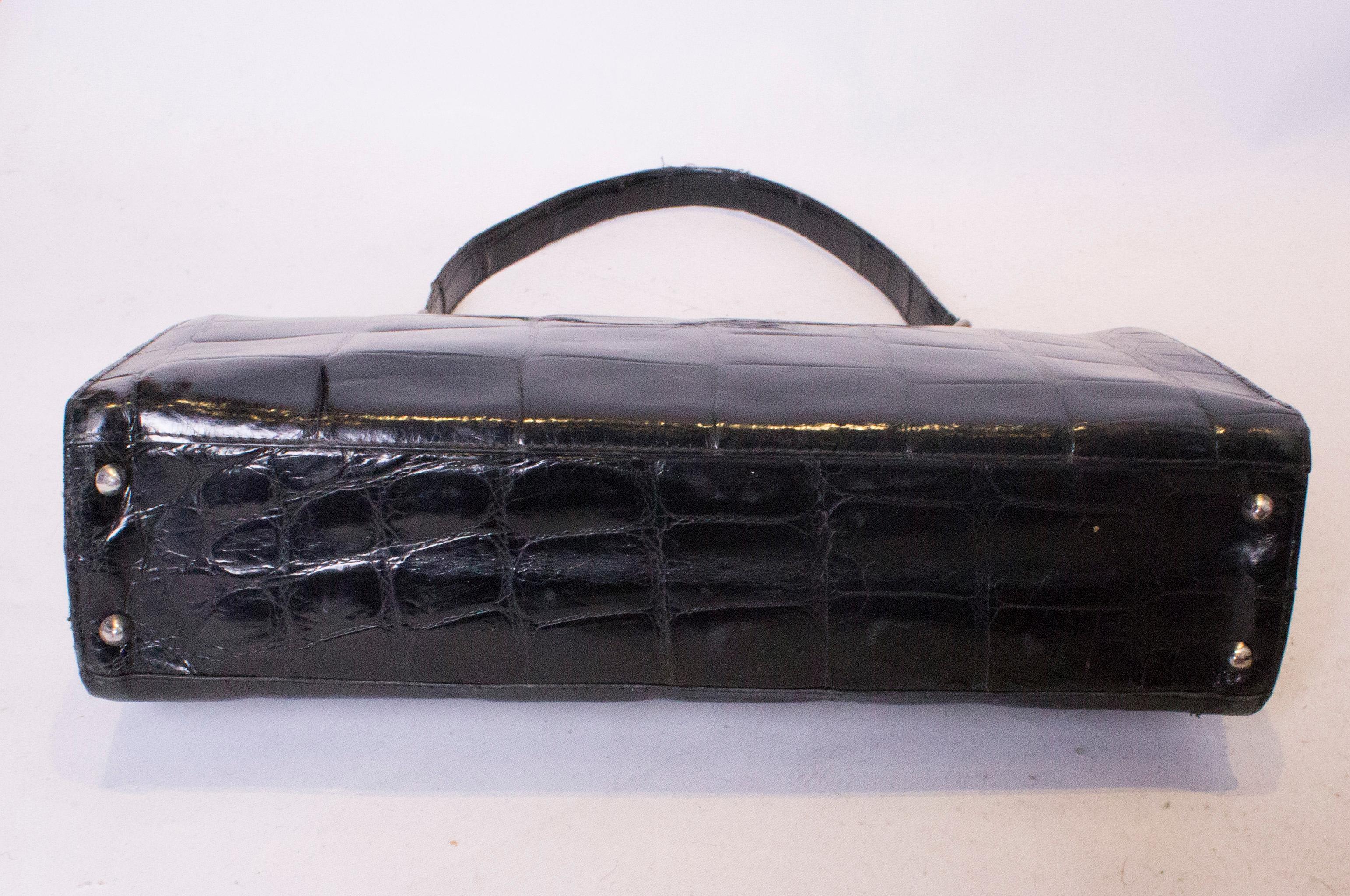 Sac à main vintage en crocodile noir Bon état - En vente à London, GB