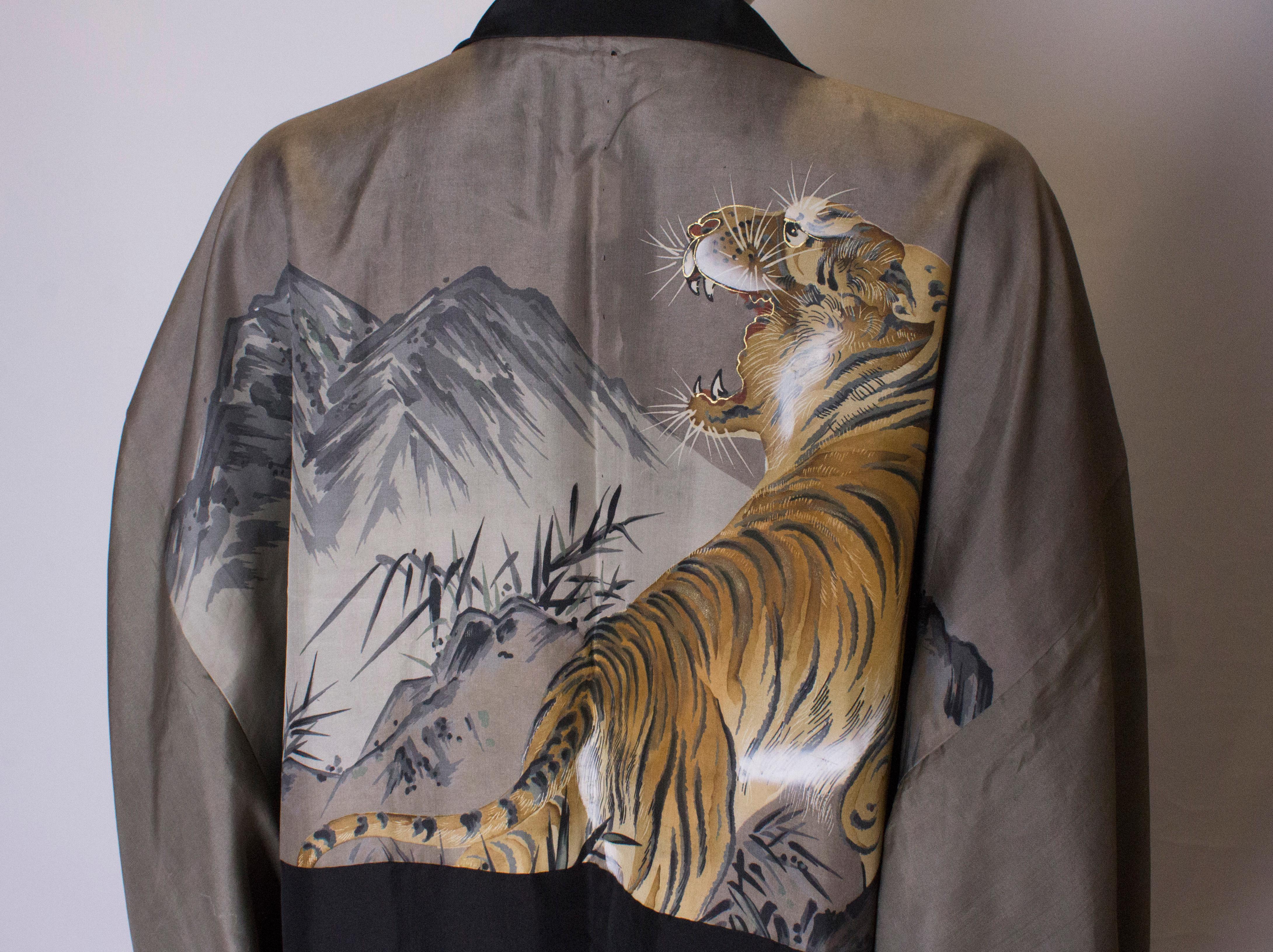 Vintage Silk Kimono with Handpainted Lining 4