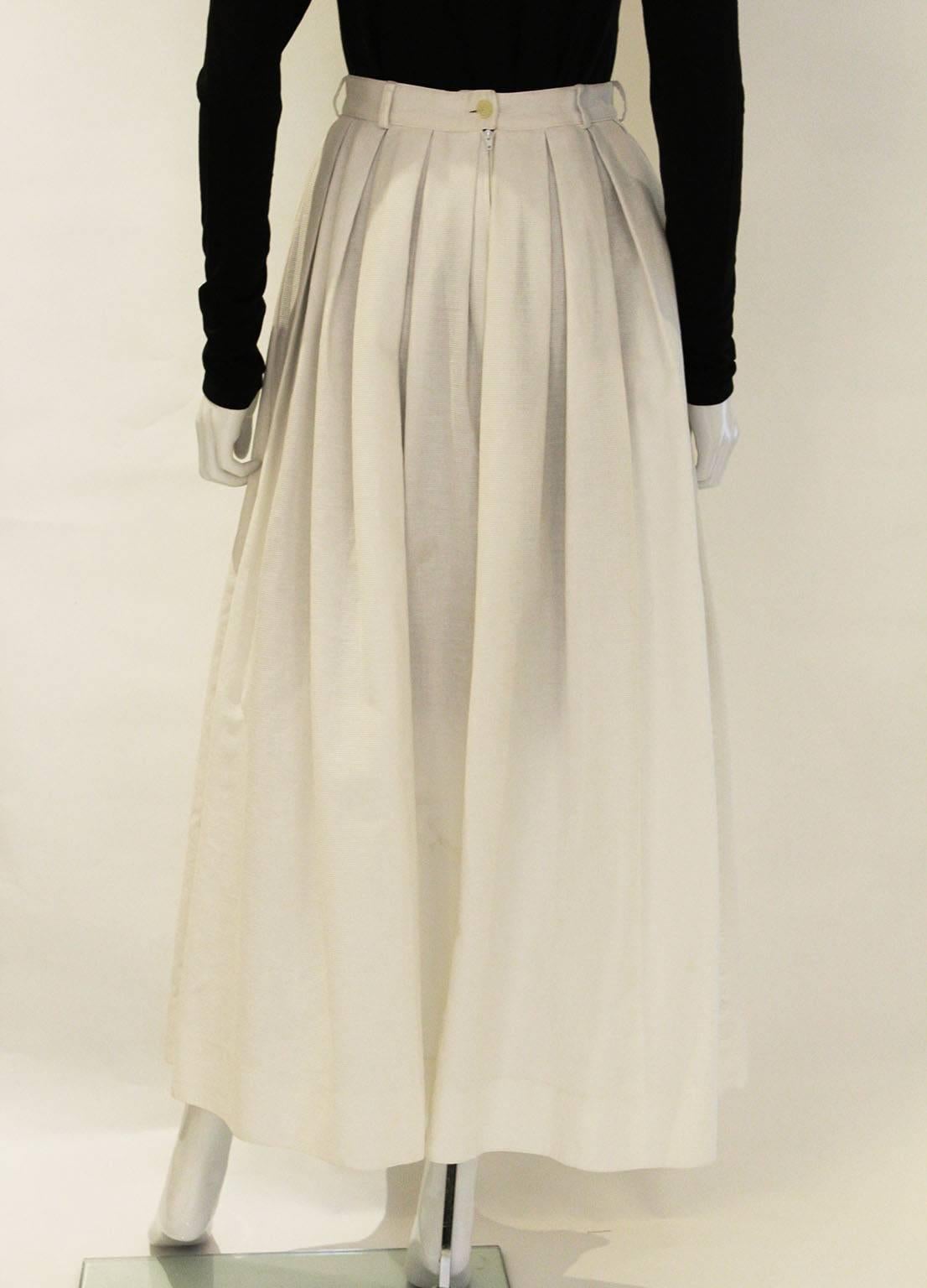 Women's 1980s Michael Kors White Cotton Pleated Skirt