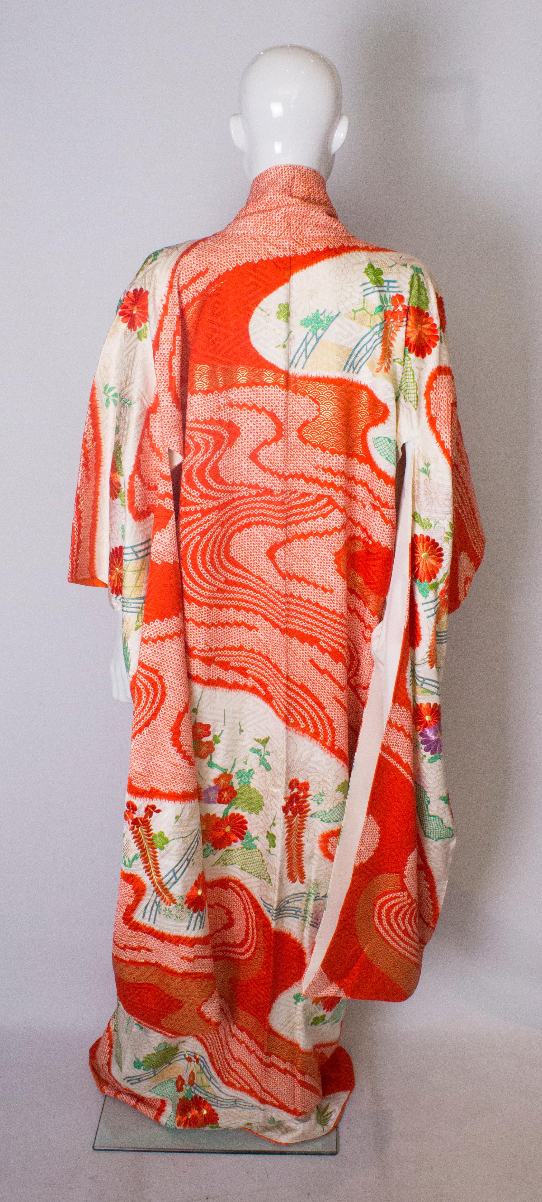 Kimono with elaborate floral embroidery 1