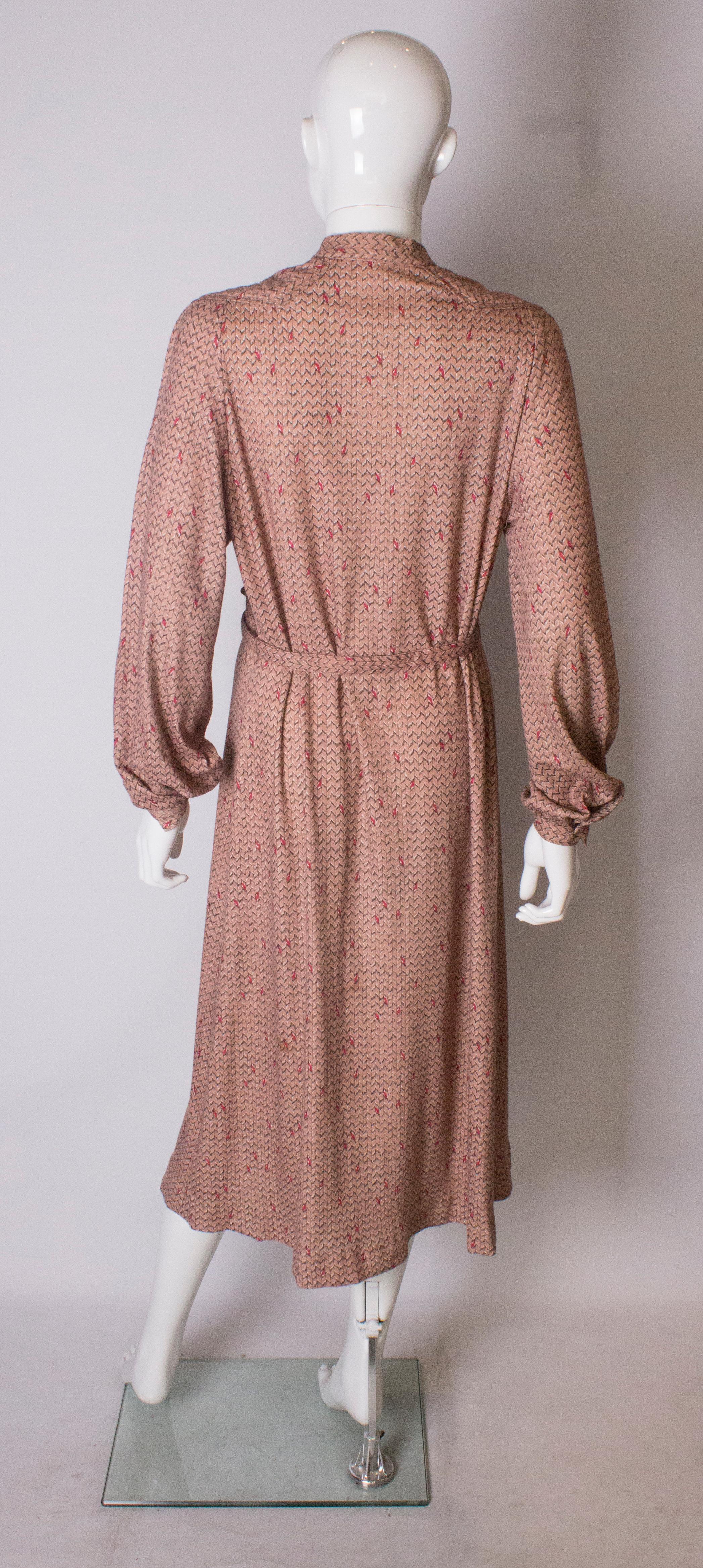 Vintage Jerseymasters Print Dress For Sale 2