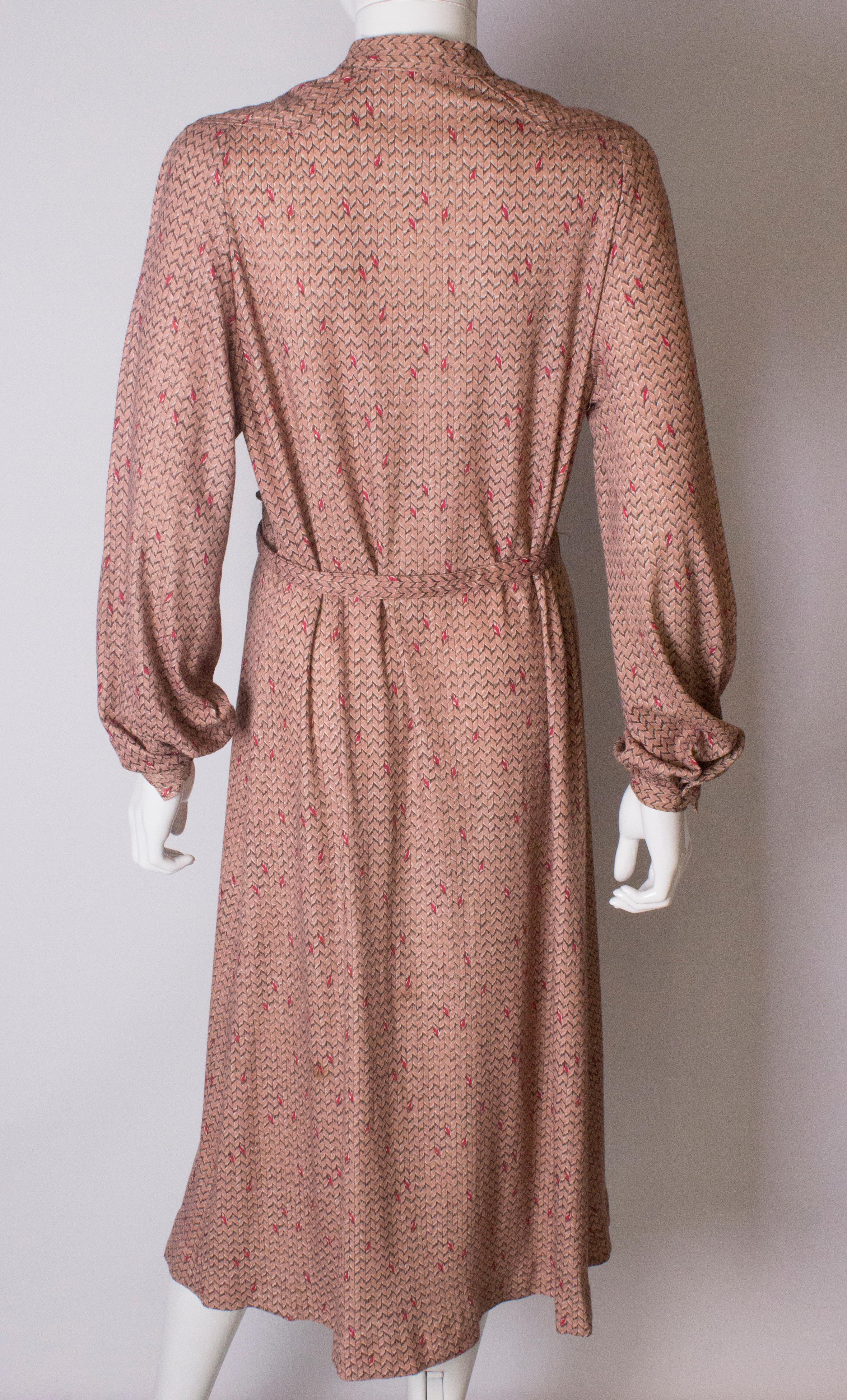 Vintage Jerseymasters Print Dress For Sale 3