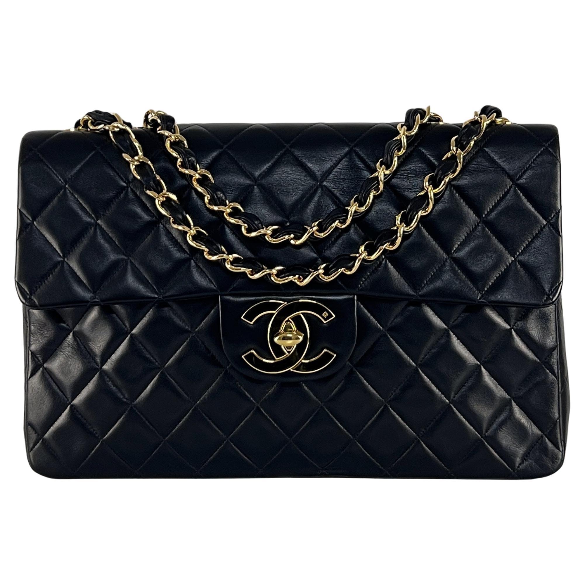 Chanel Timeless Classic Maxi Flap Bag Pelle di agnello nera 1991-1994
