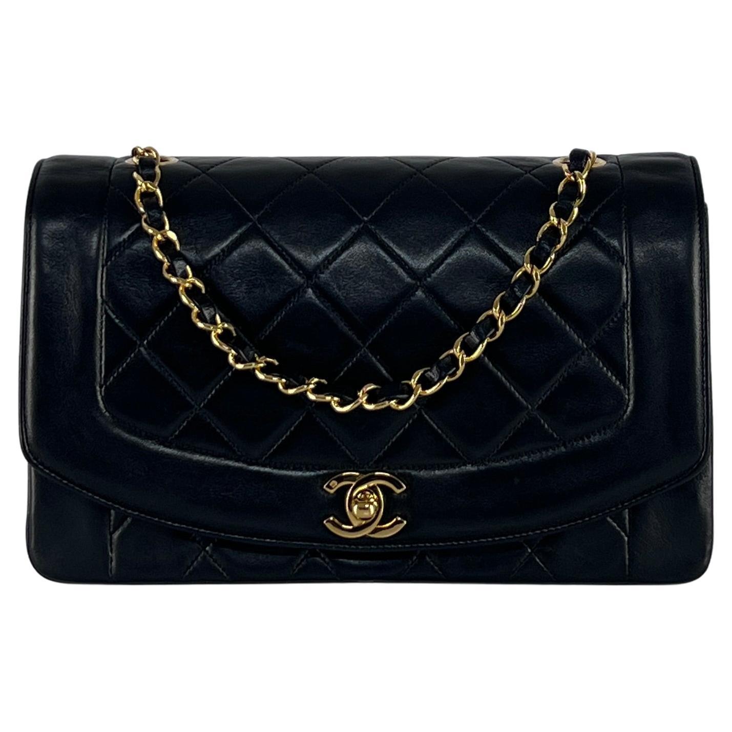 Chanel Diana Flap Bag Pelle d'agnello nera - Collezione 1991-1994