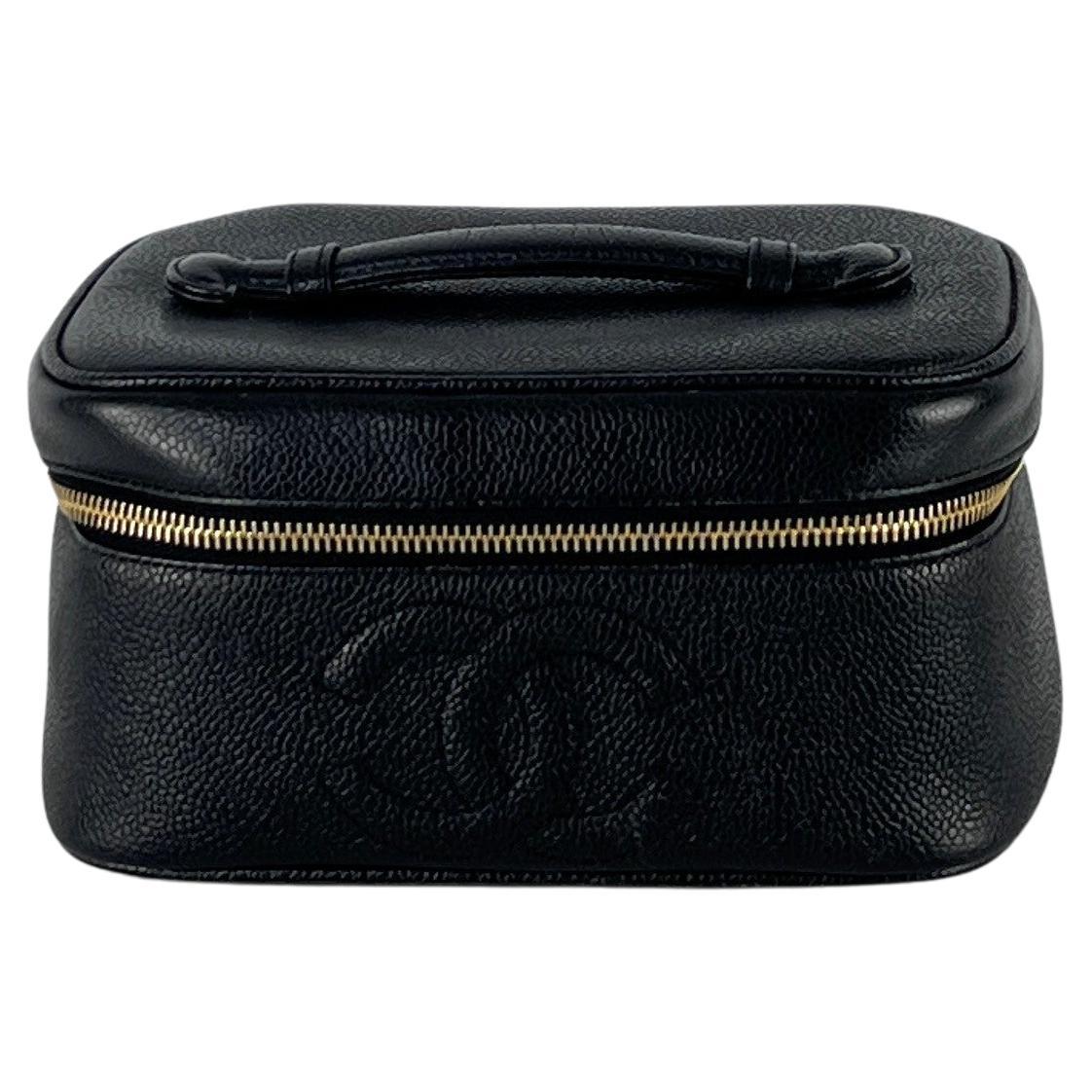 Chanel Porta Vanità in pelle nera caviale CC in rilievo