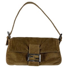 Fendi Baguette Sac à bandoulière en daim marron