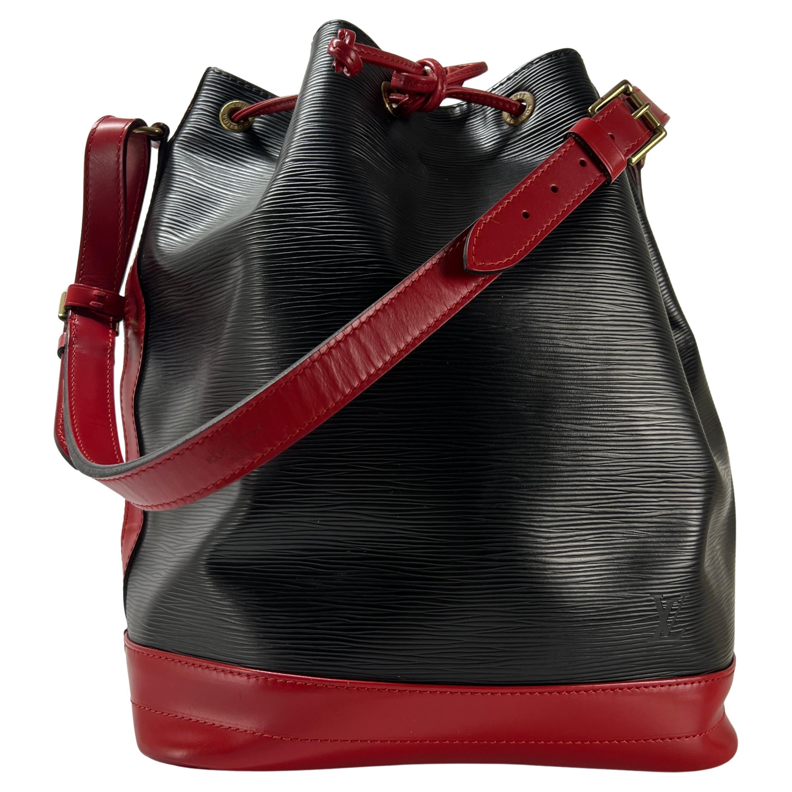Louis Vuitton Noé GM Borsa a tracolla in pelle Epi Nero/Rosso 1996 in vendita