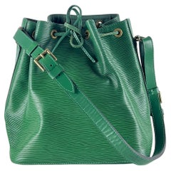 Louis Vuitton Noé Shoulder Bag Epi Leather Green Gold 1995 Louis Vuitton Noé Shoulder Bag Epi Leather Green Gold 1995