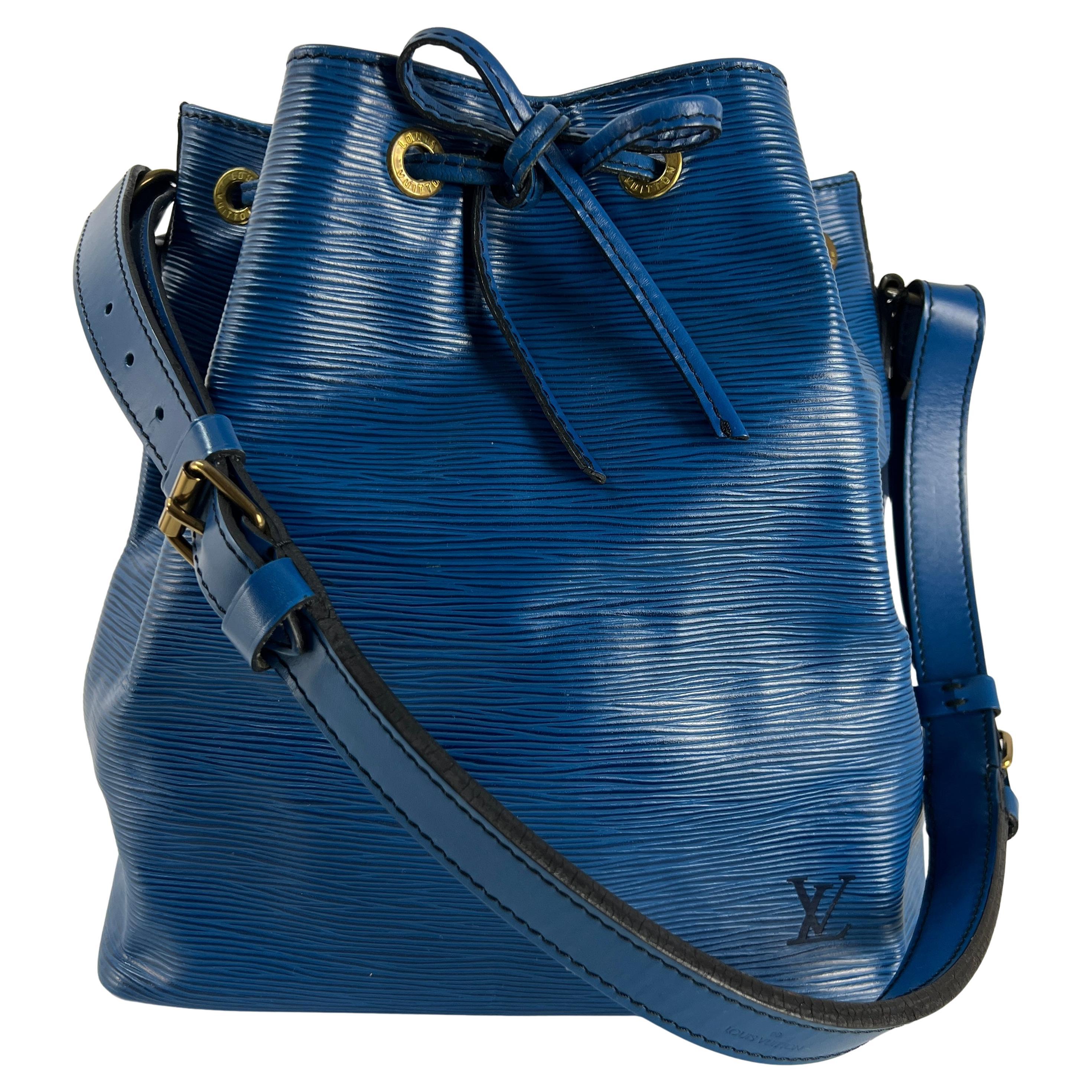 Louis Vuitton Noé PM Umhängetasche Epi Leder Blau 1990