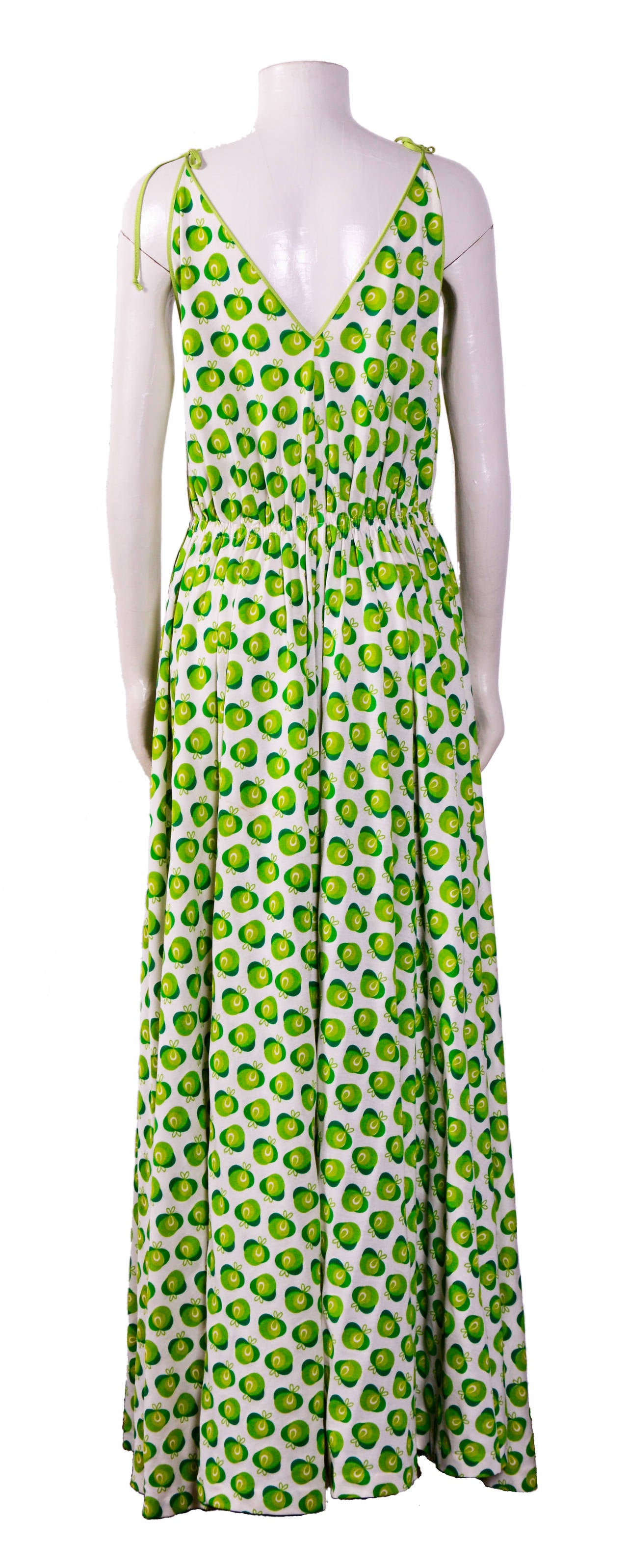 Miss Dior Vintage 70's Green Apple Print Cotton Dress In Excellent Condition In Antwerp, BE