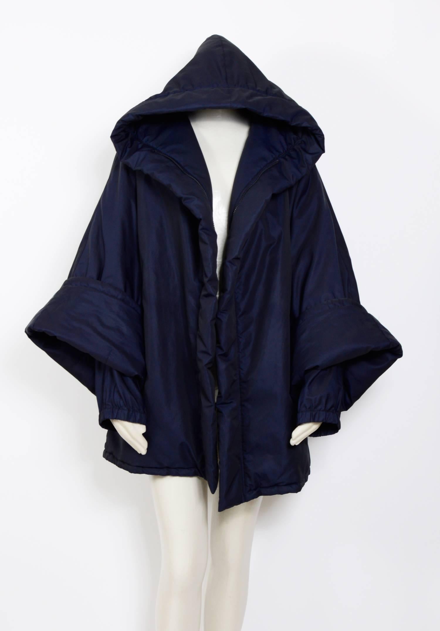 Black Anne-Marie Baretta vintage oversized hooded blue puffer coat, 1980s 