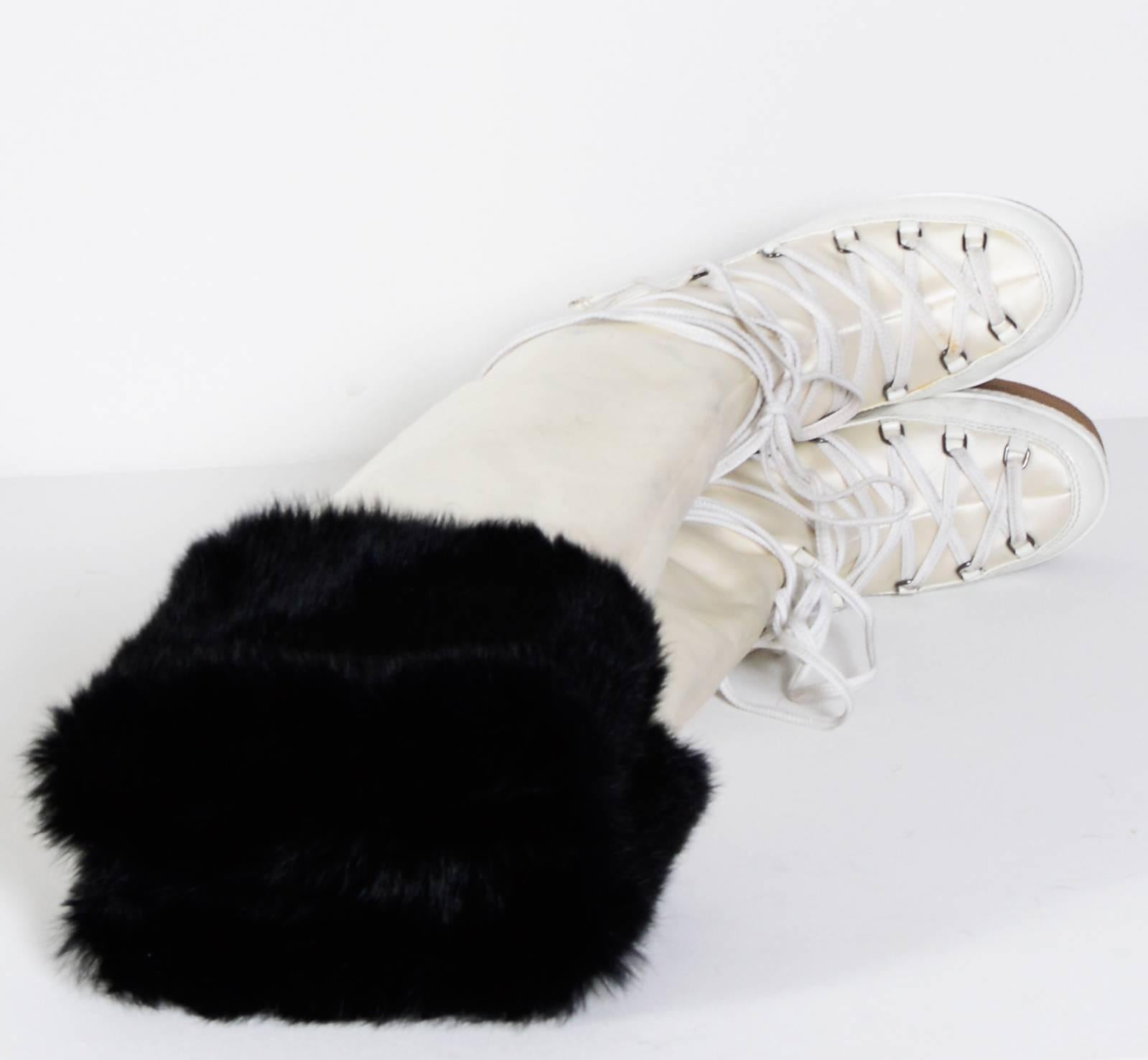 GIVENCHY / Alexander McQueen White & Black Snow-Boots 3