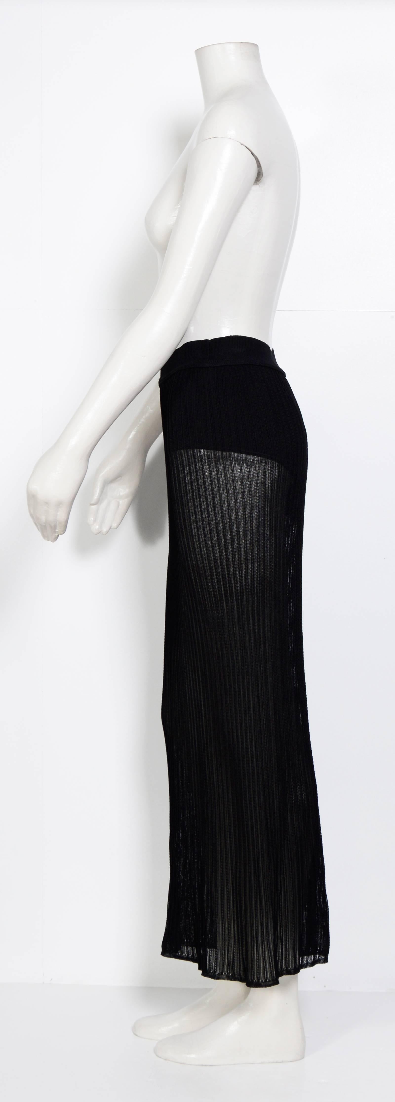 1980s ALAIA Black Knit See-Through Sexy Skirt / Attached Interior Culotte  In Excellent Condition For Sale In Antwerp, BE
