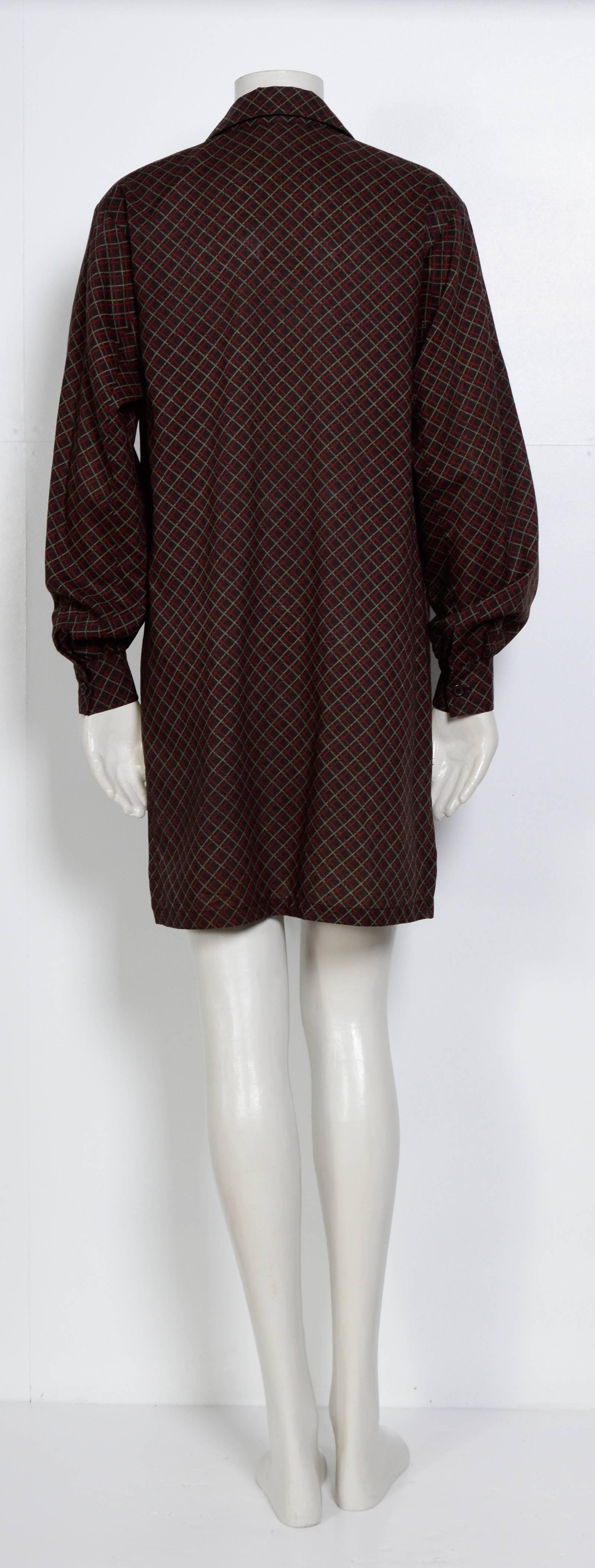 Yves Saint Laurent 1970s vintage wool tunic/blouse  In Excellent Condition In Antwerp, BE